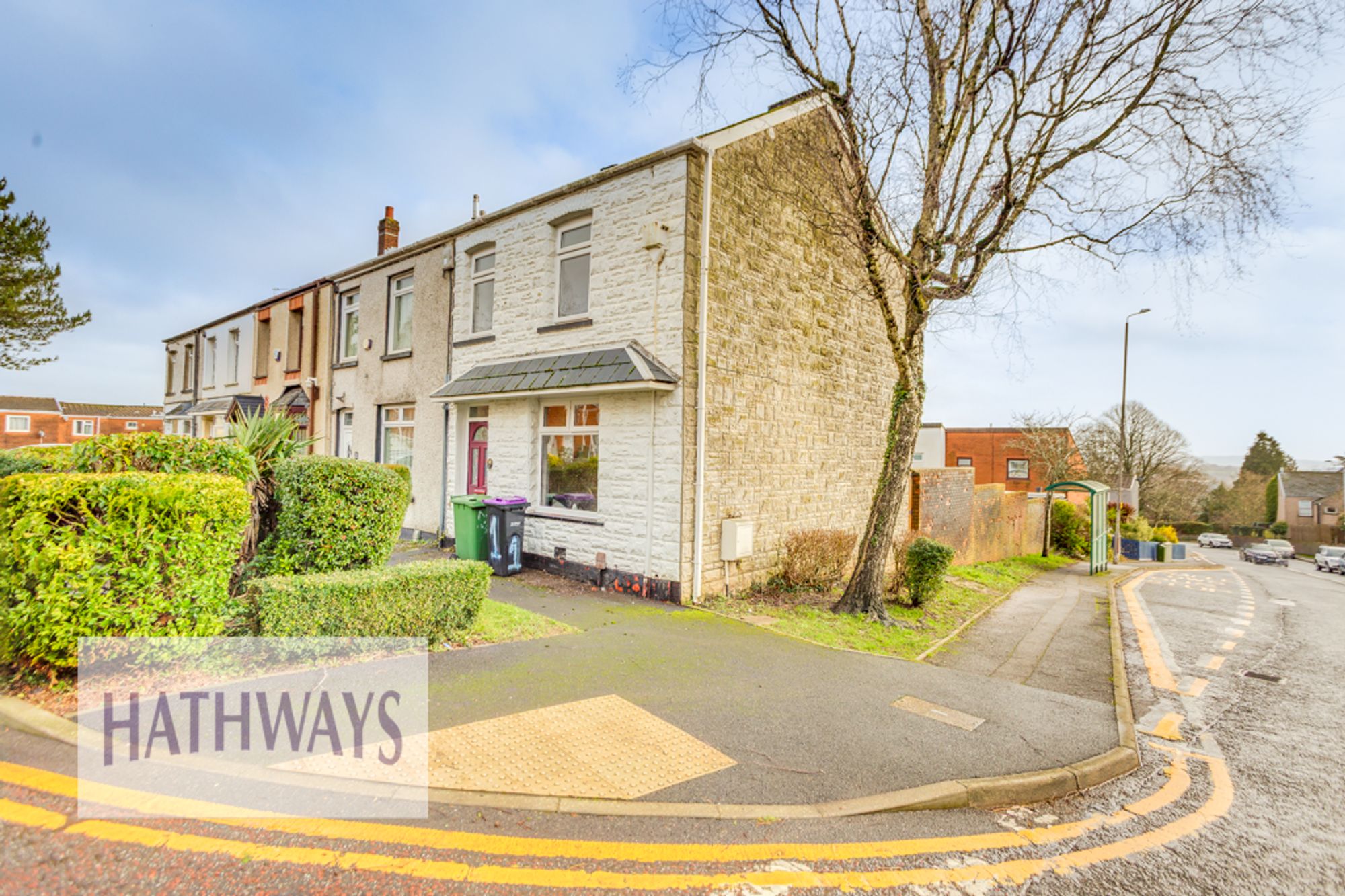 3 bed end of terrace house for sale in Gilwern Place, Cwmbran 1