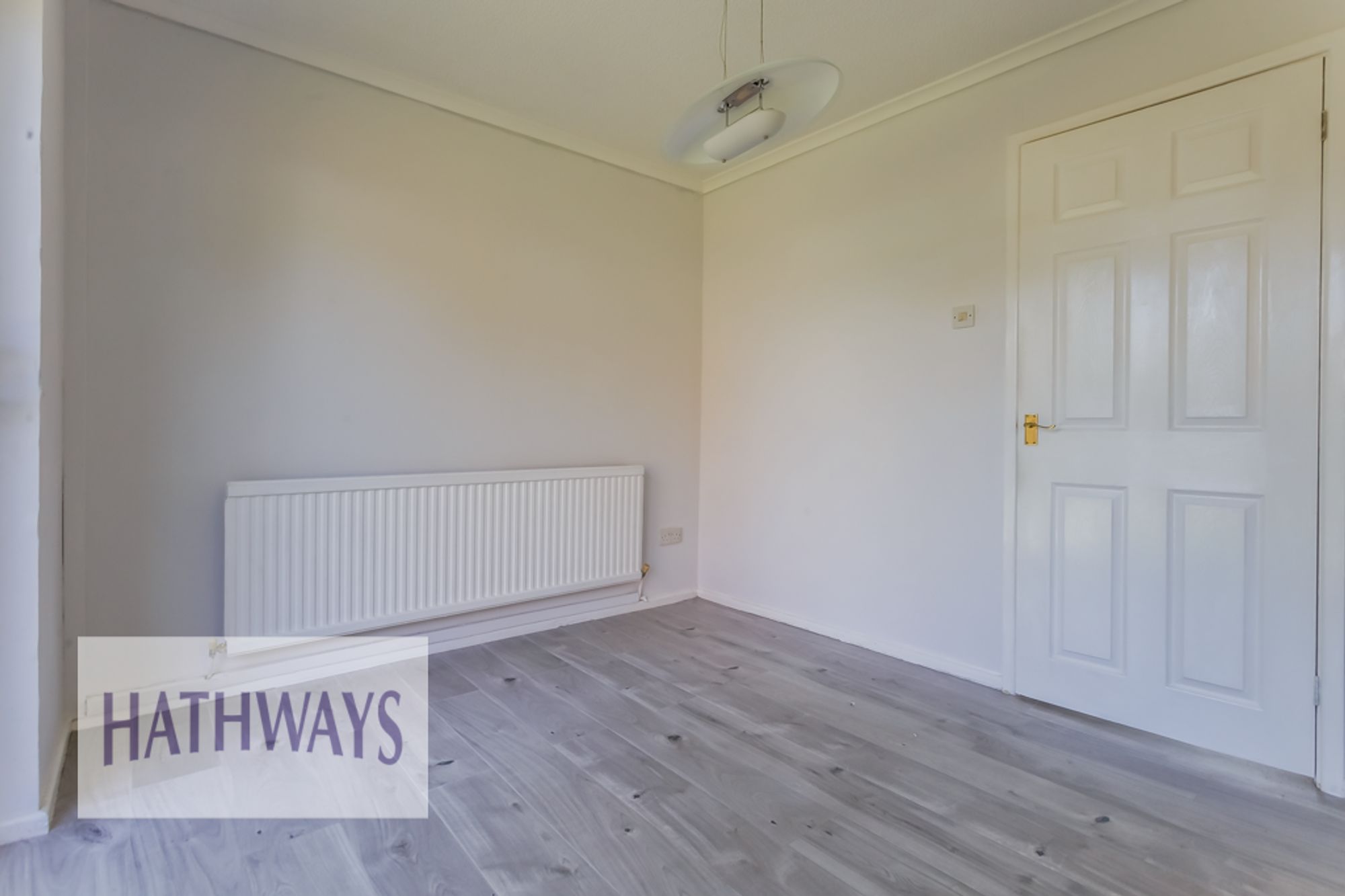 4 bed detached house to rent in The Brades, Newport 16