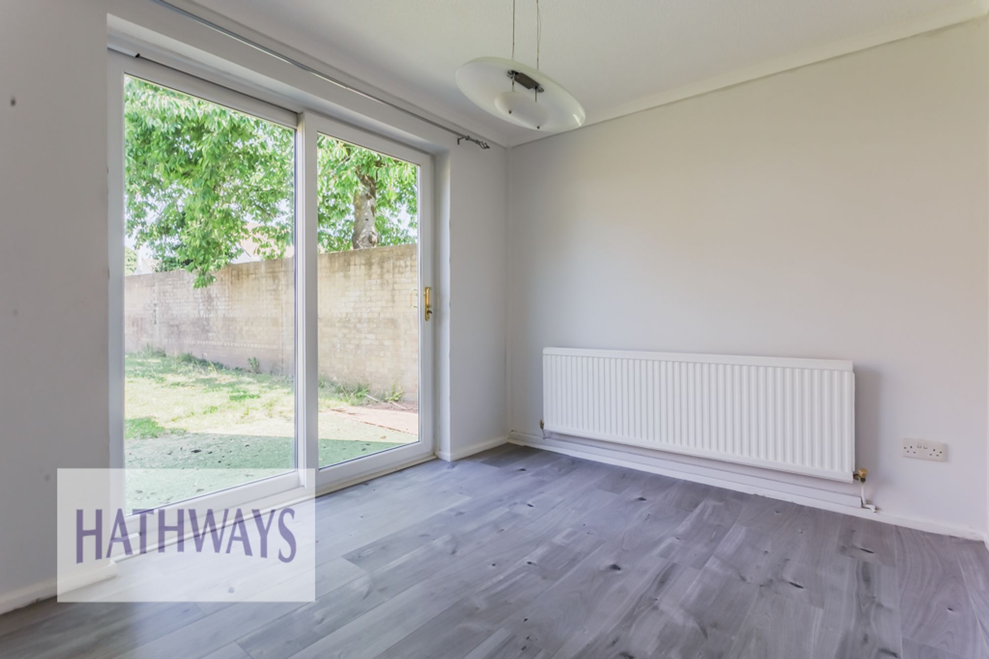 4 bed detached house to rent in The Brades, Newport 15