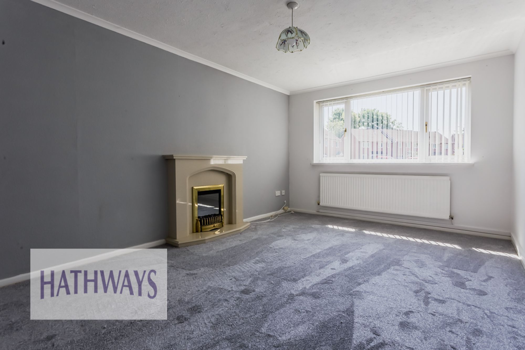 4 bed detached house to rent in The Brades, Newport 6