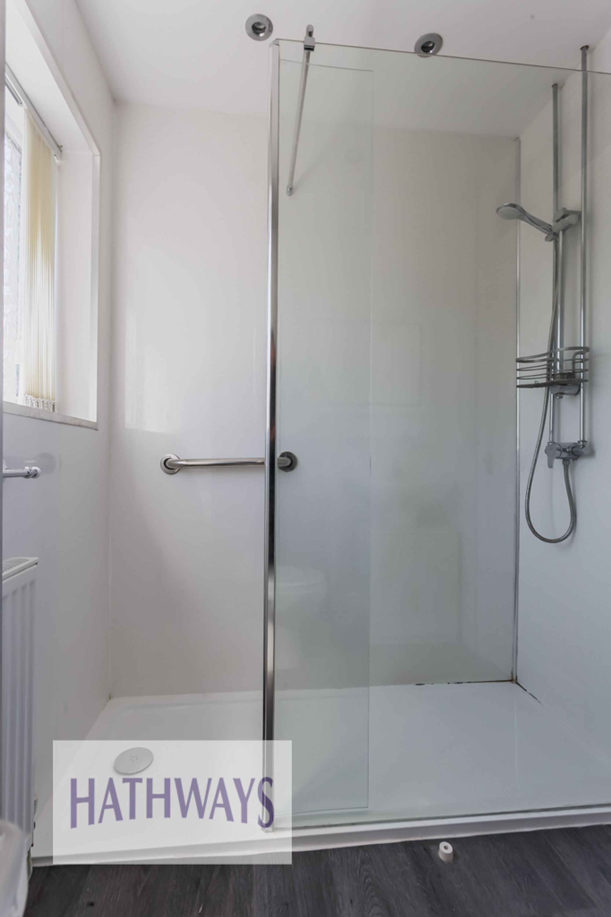 4 bed detached house to rent in The Brades, Newport 24