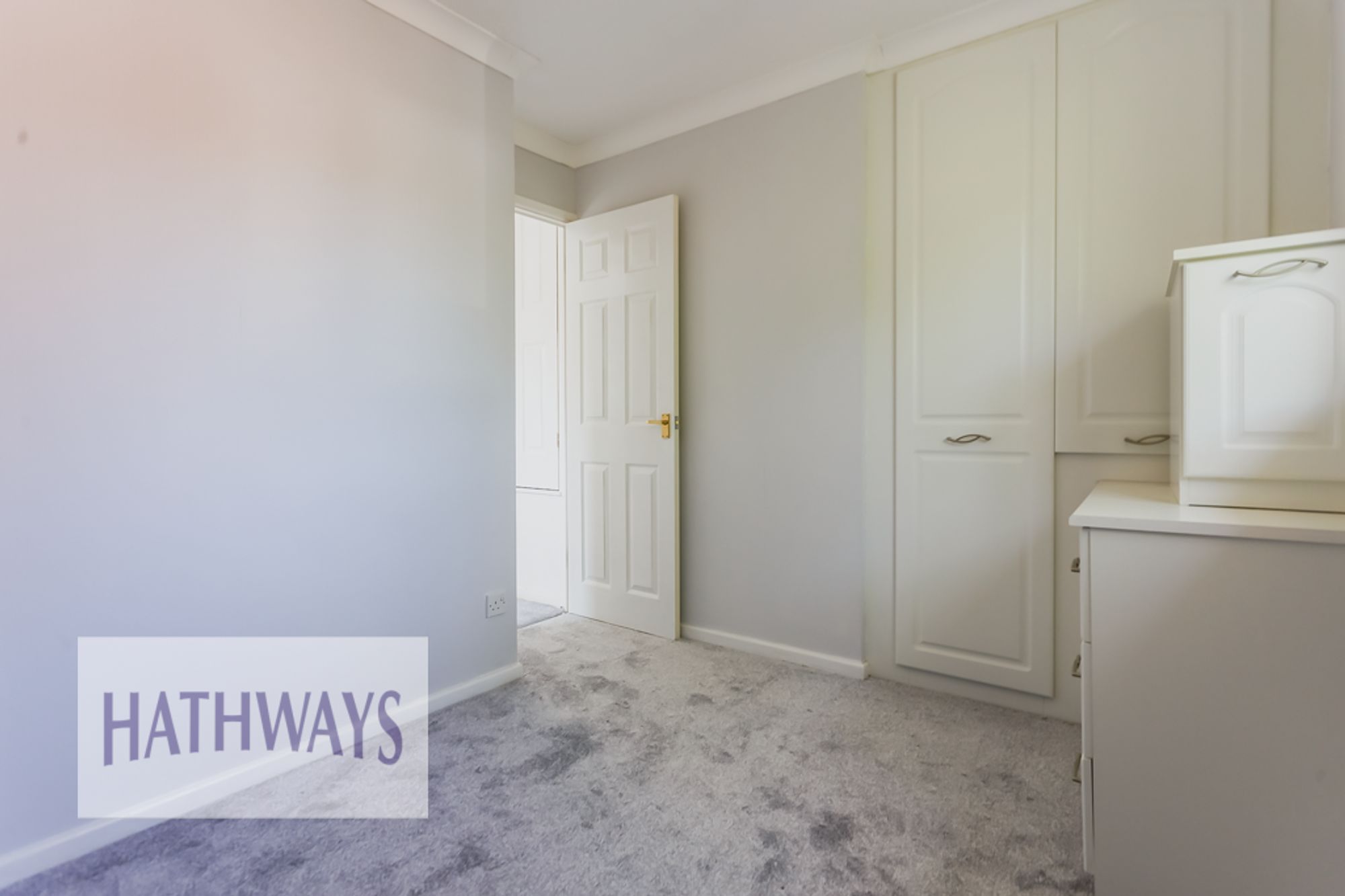 4 bed detached house to rent in The Brades, Newport 29