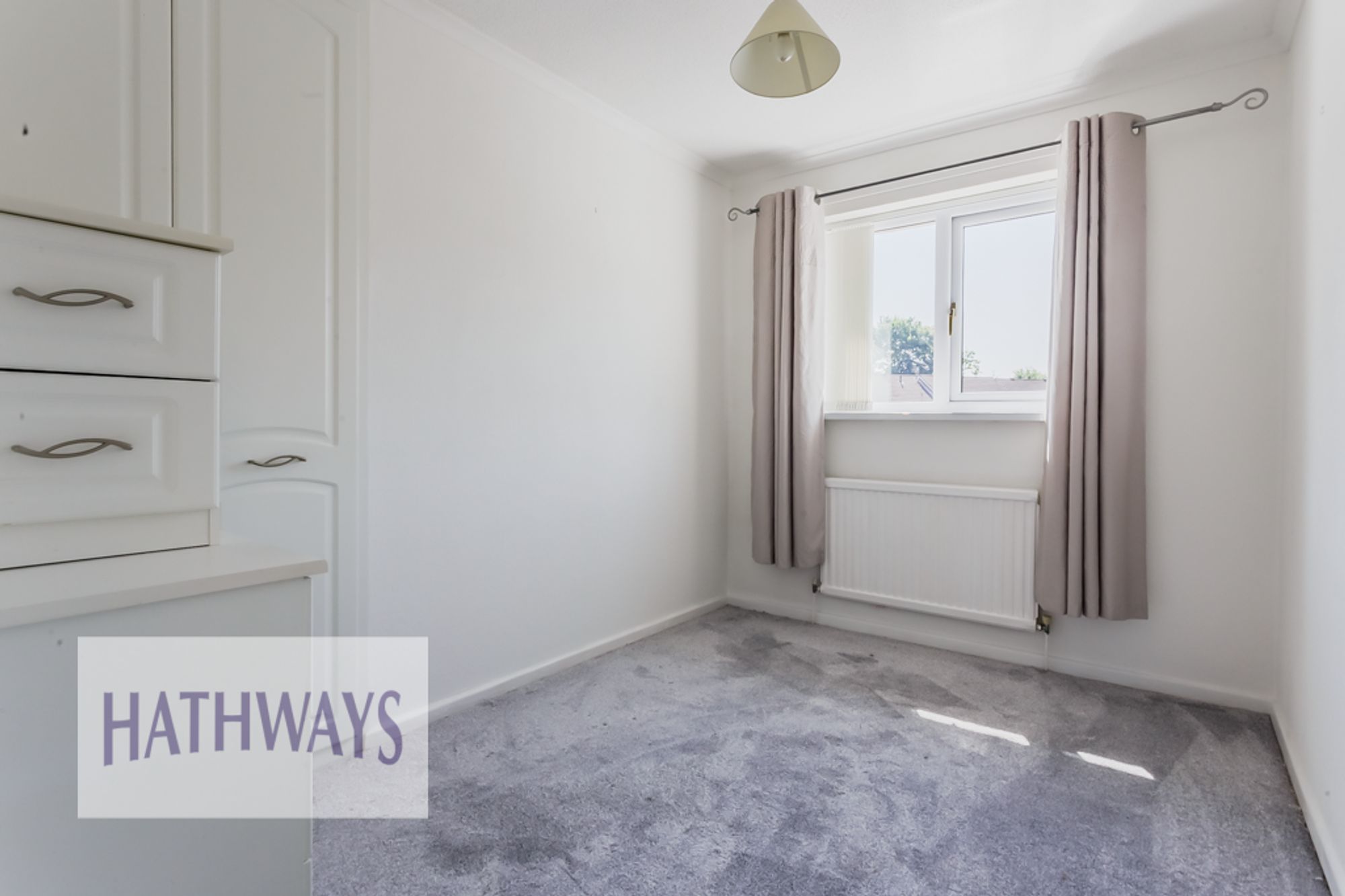 4 bed detached house to rent in The Brades, Newport 31