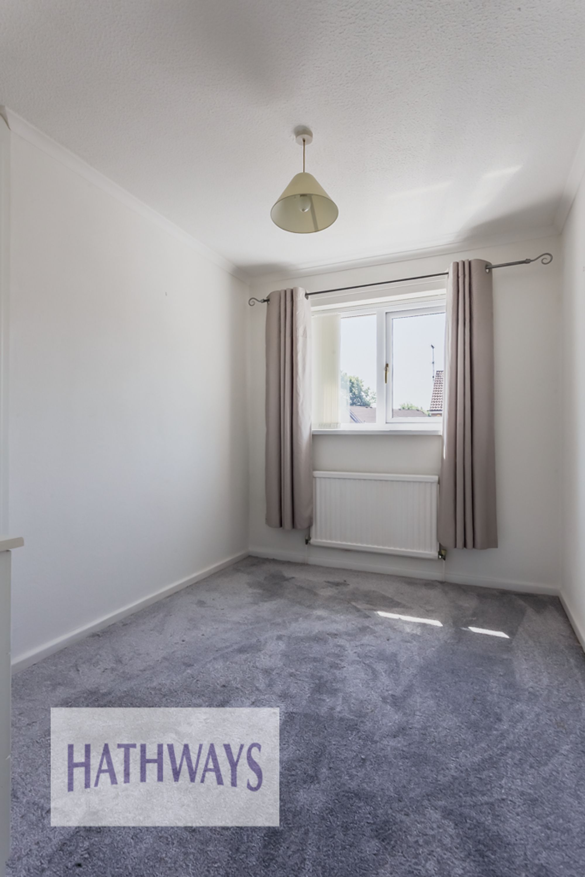 4 bed detached house to rent in The Brades, Newport  - Property Image 31