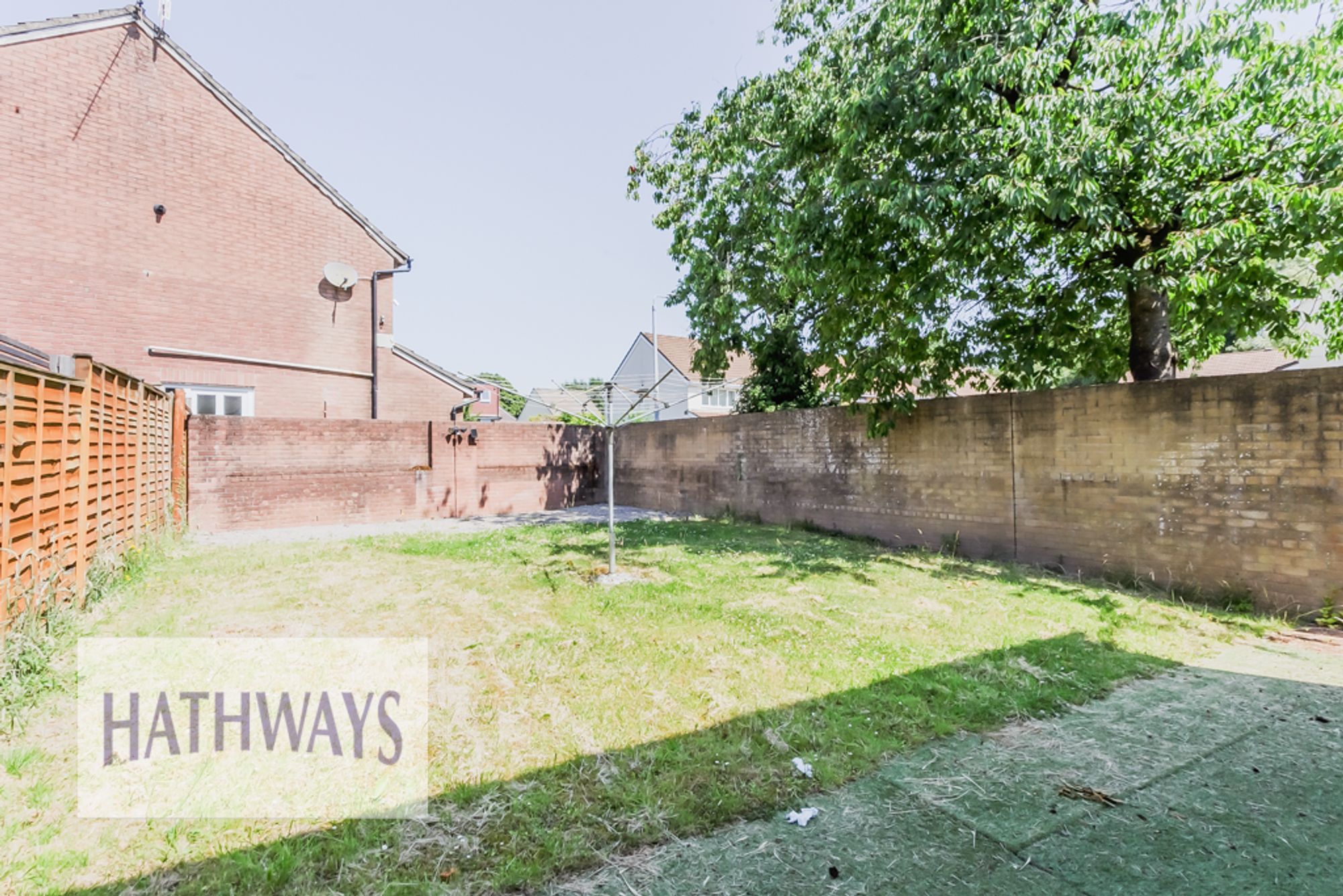 4 bed detached house to rent in The Brades, Newport 40