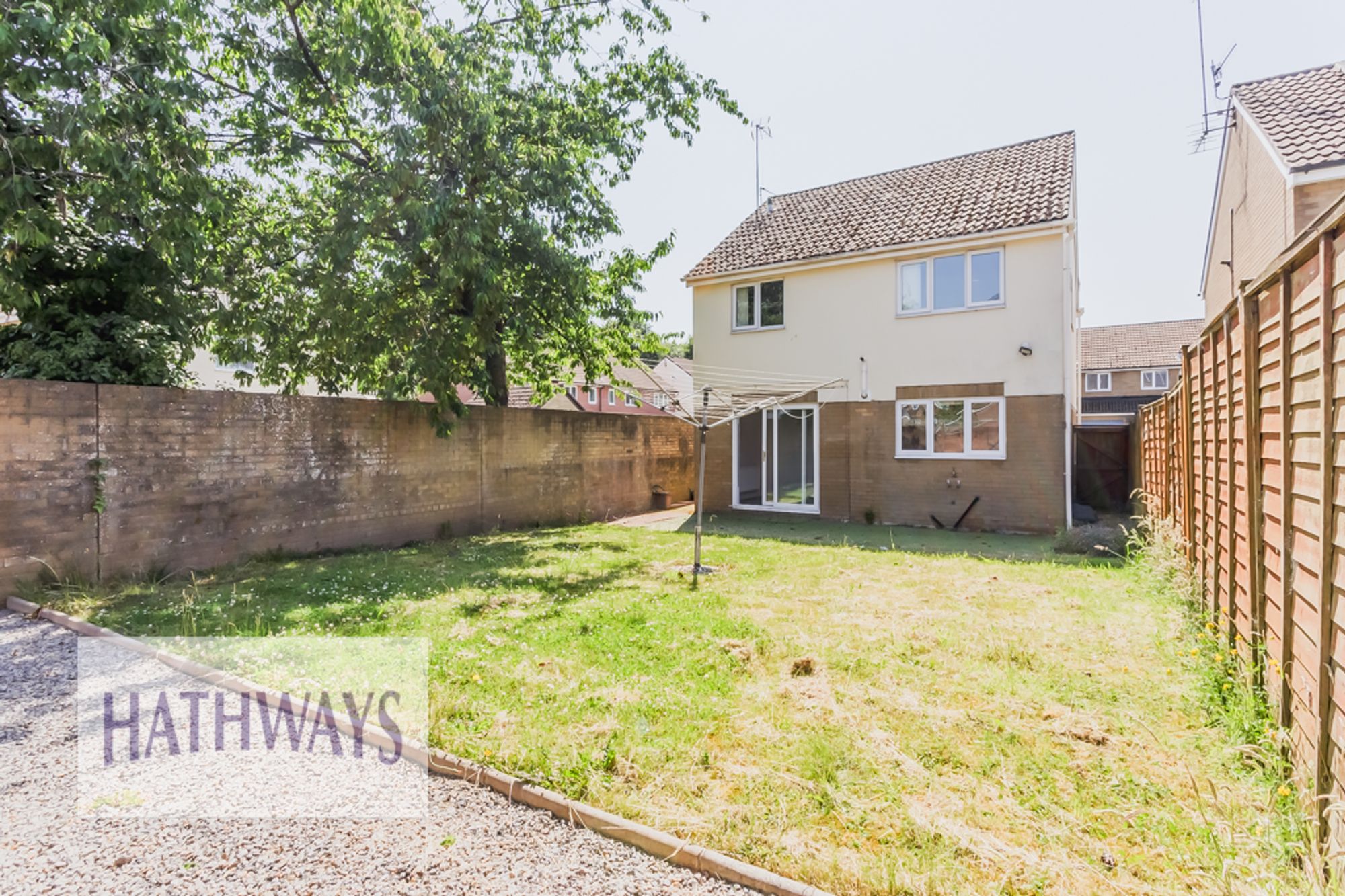 4 bed detached house to rent in The Brades, Newport  - Property Image 4