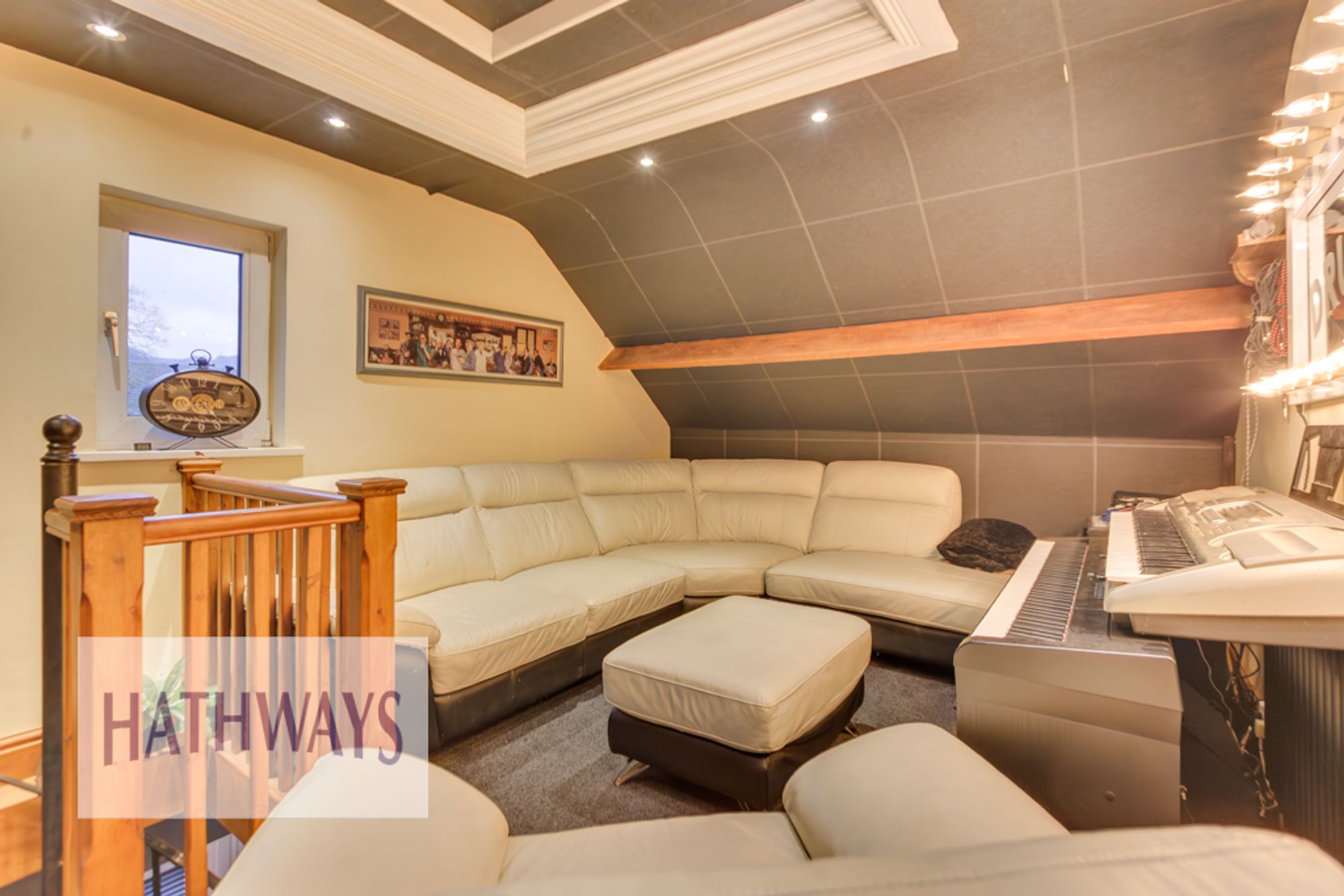 5 bed detached house for sale in Victoria Road, Pontypool  - Property Image 35