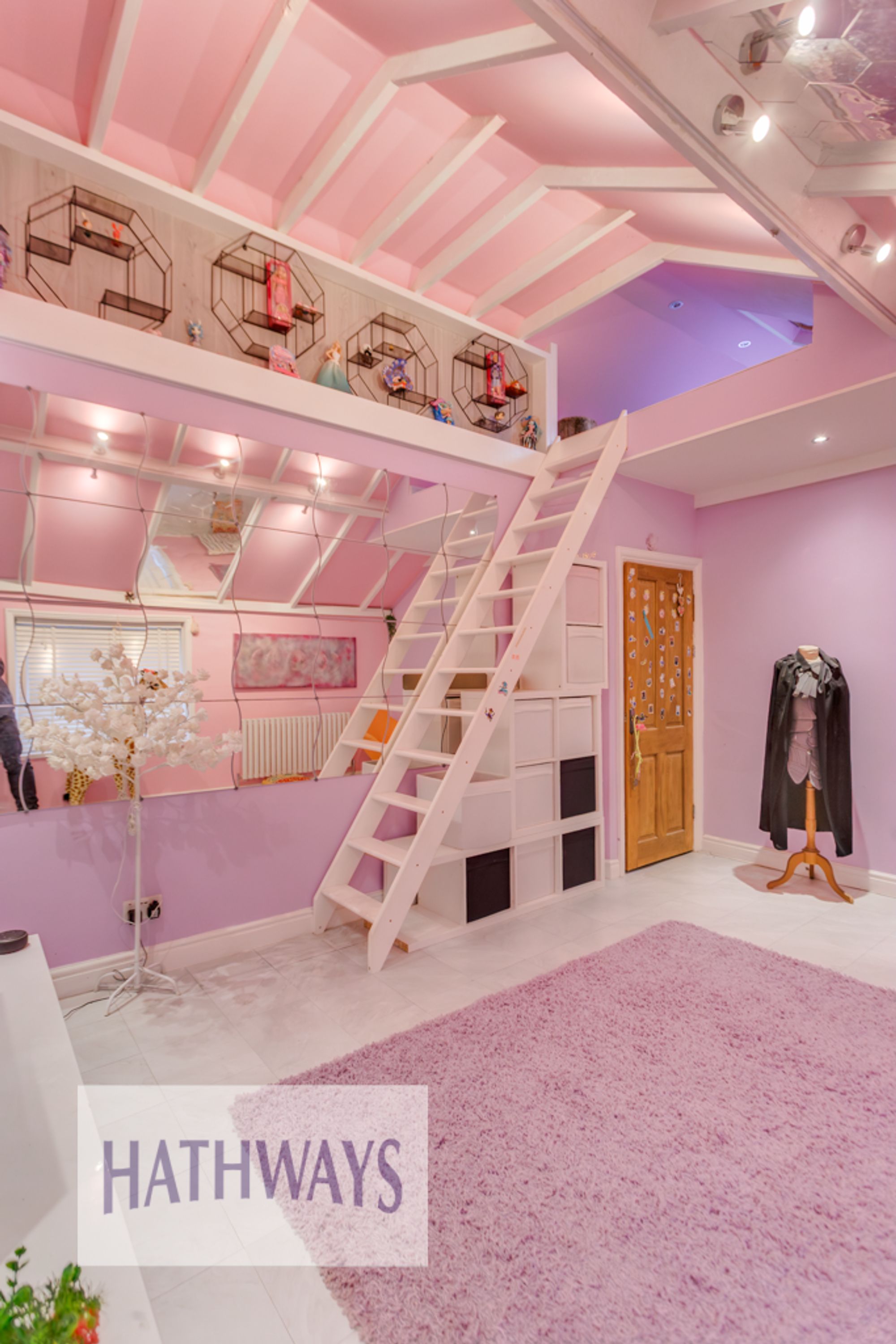 5 bed detached house for sale in Victoria Road, Pontypool  - Property Image 69