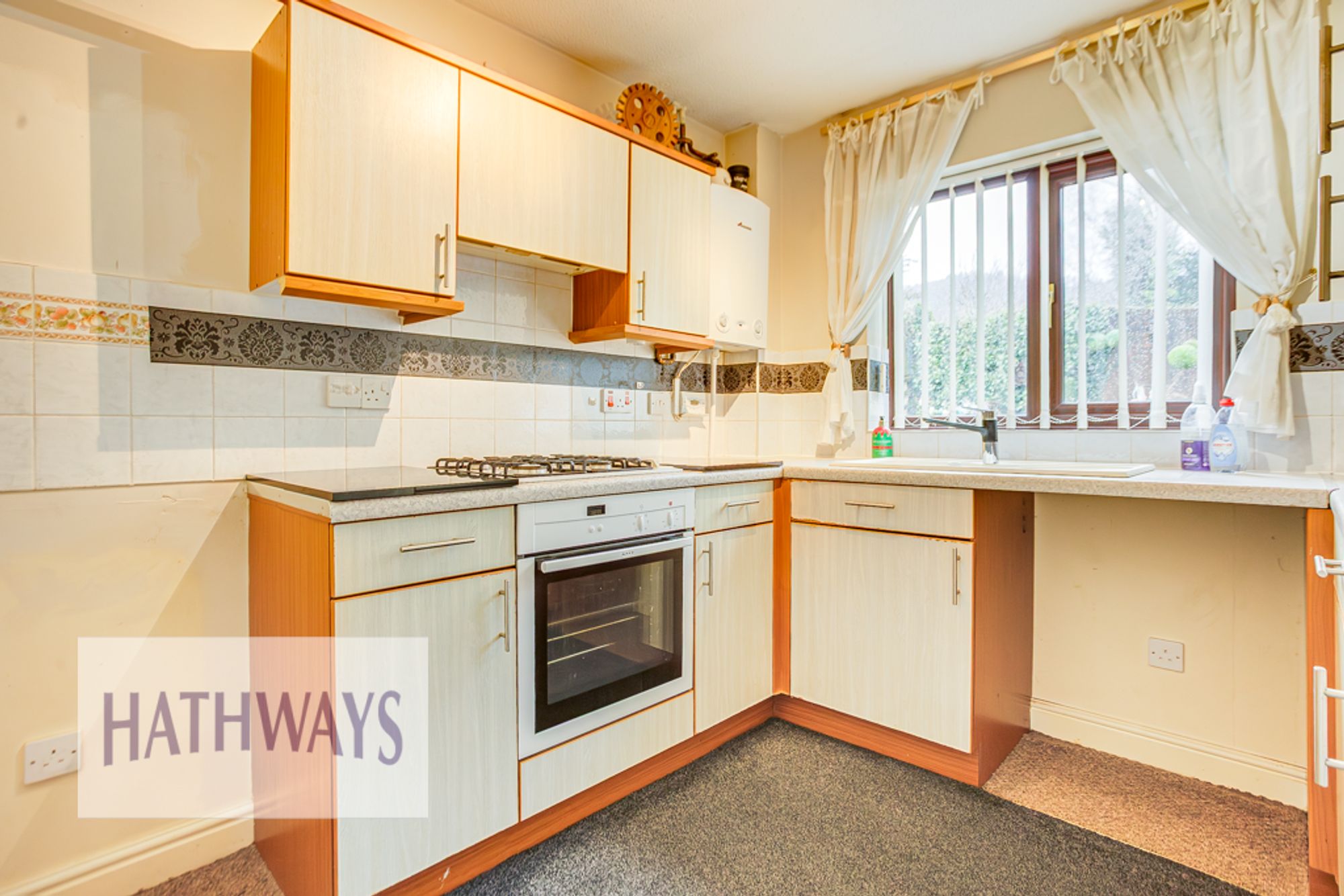 3 bed semi-detached house for sale in Wern Fach Court, Cwmbran 7