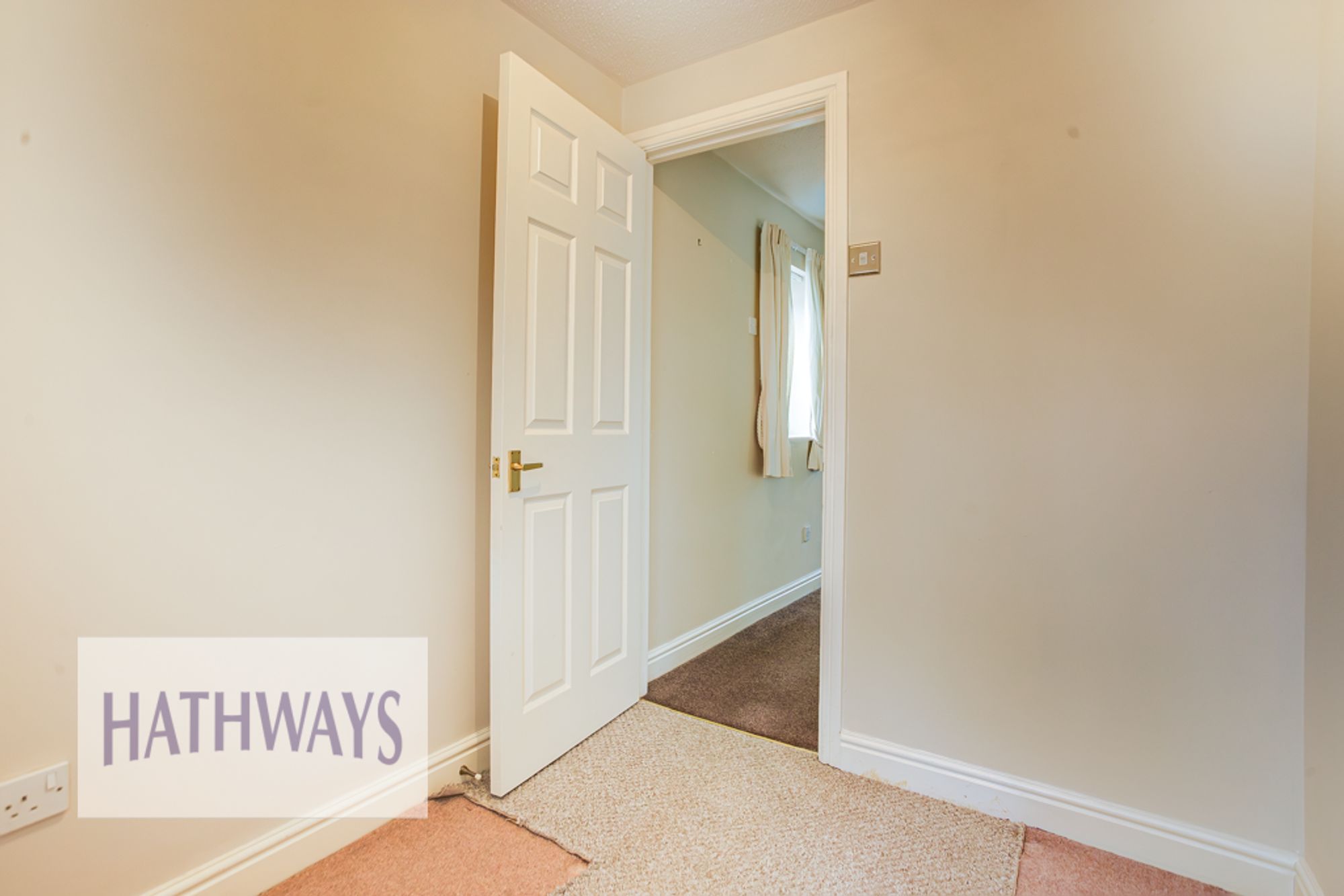 3 bed semi-detached house for sale in Wern Fach Court, Cwmbran 20