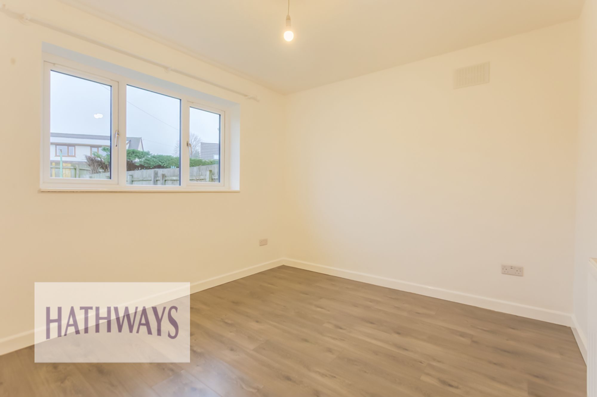 2 bed detached bungalow to rent in Cefn Close, Croesyceiliog, NP44 20