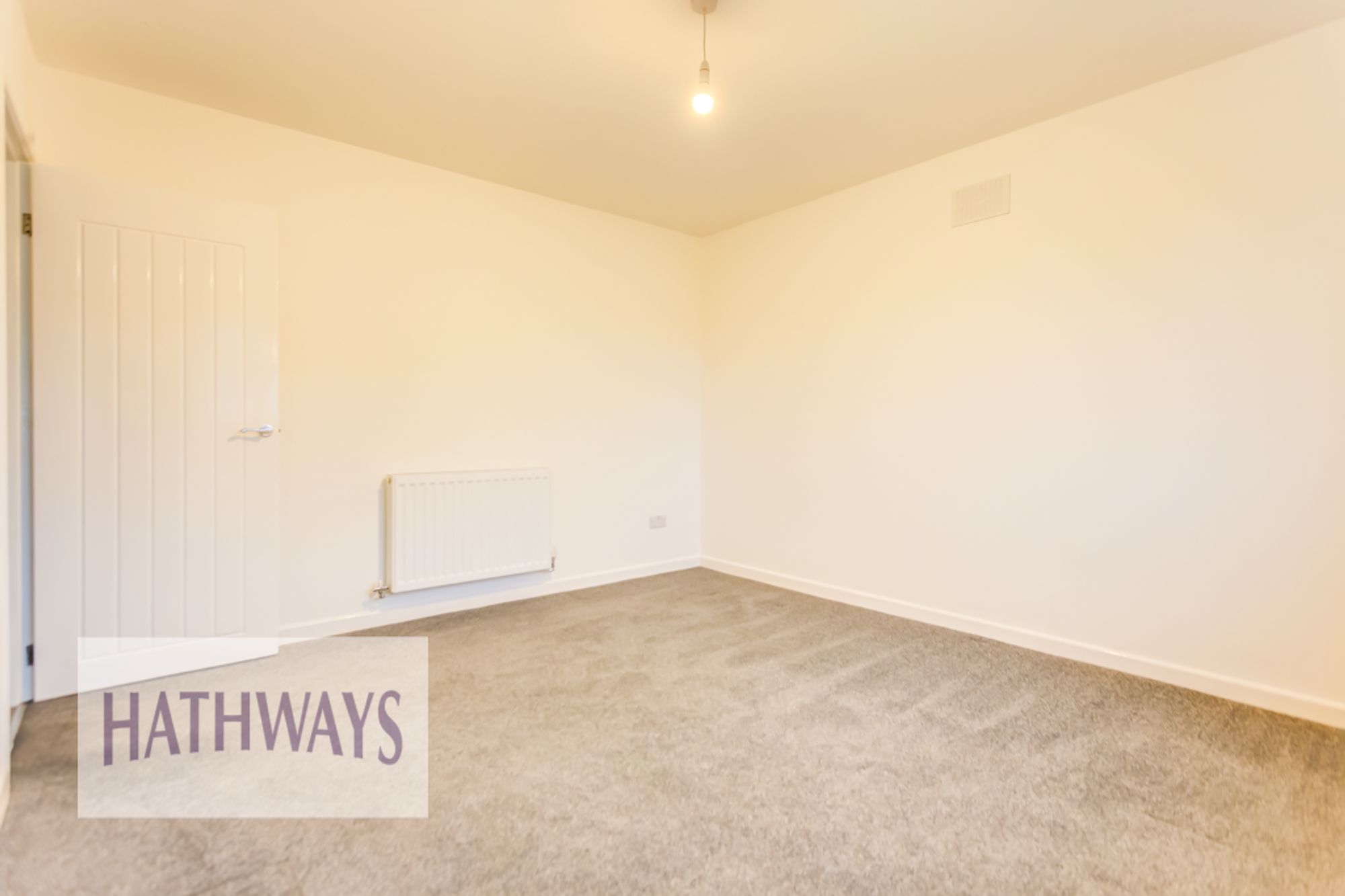 2 bed detached bungalow to rent in Cefn Close, Croesyceiliog, NP44 22