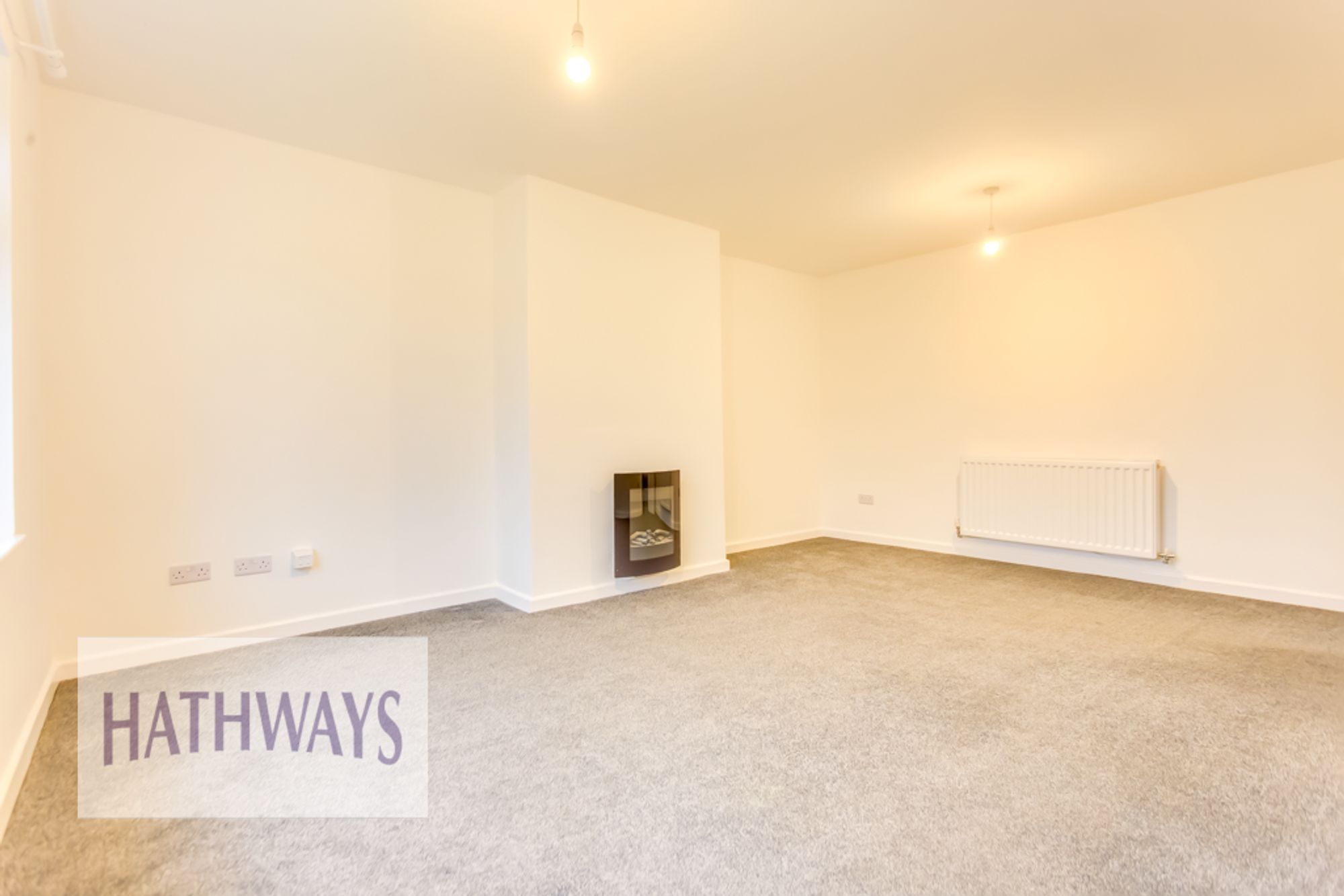 2 bed detached bungalow to rent in Cefn Close, Croesyceiliog, NP44  - Property Image 9