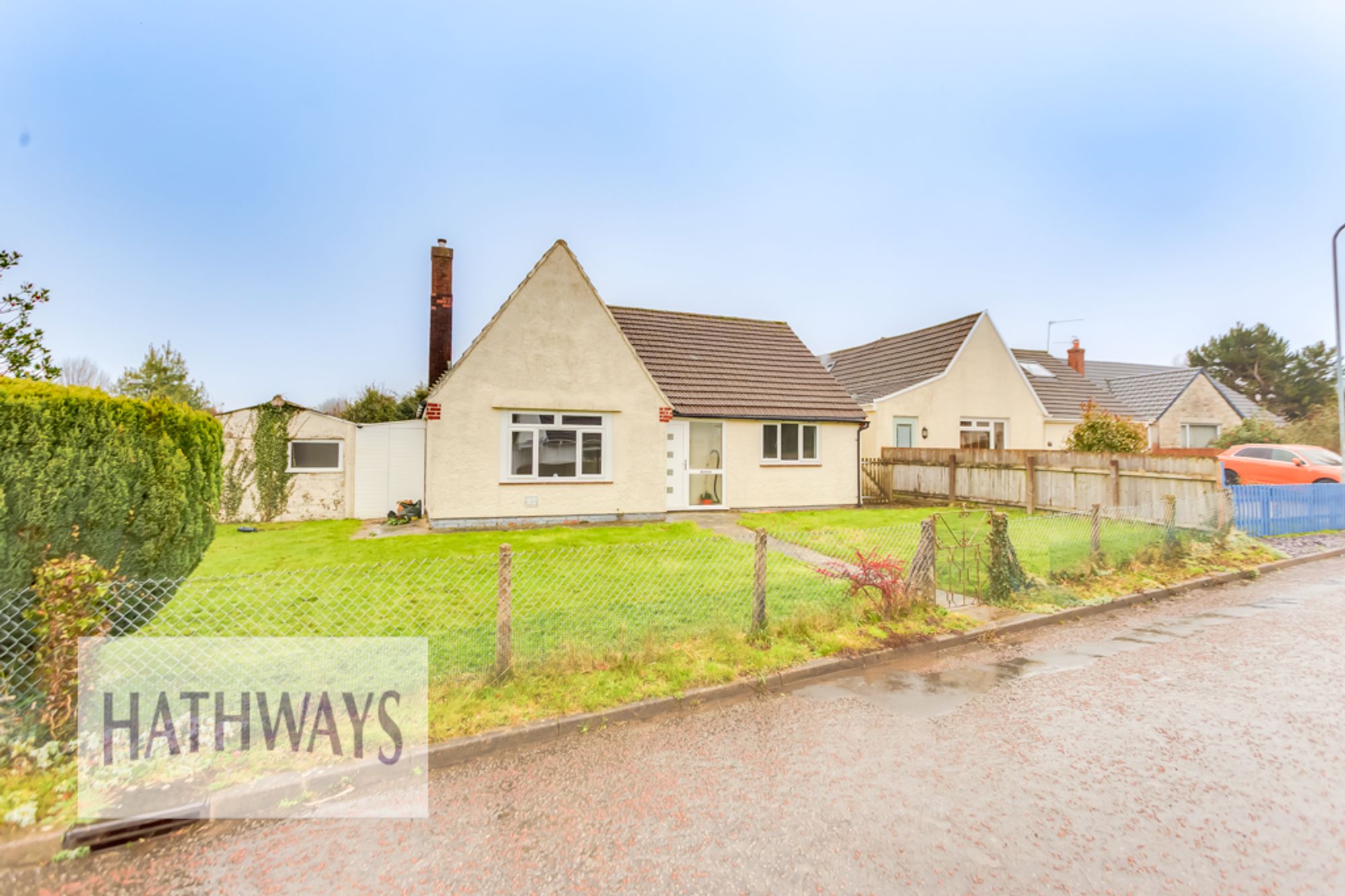 2 bed detached bungalow to rent in Cefn Close, Croesyceiliog, NP44 32