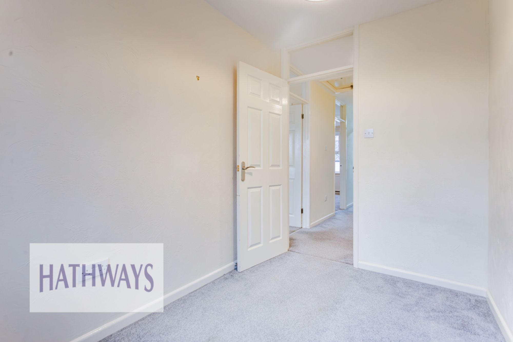 3 bed terraced house for sale in Goldcroft Court, Newport  - Property Image 27