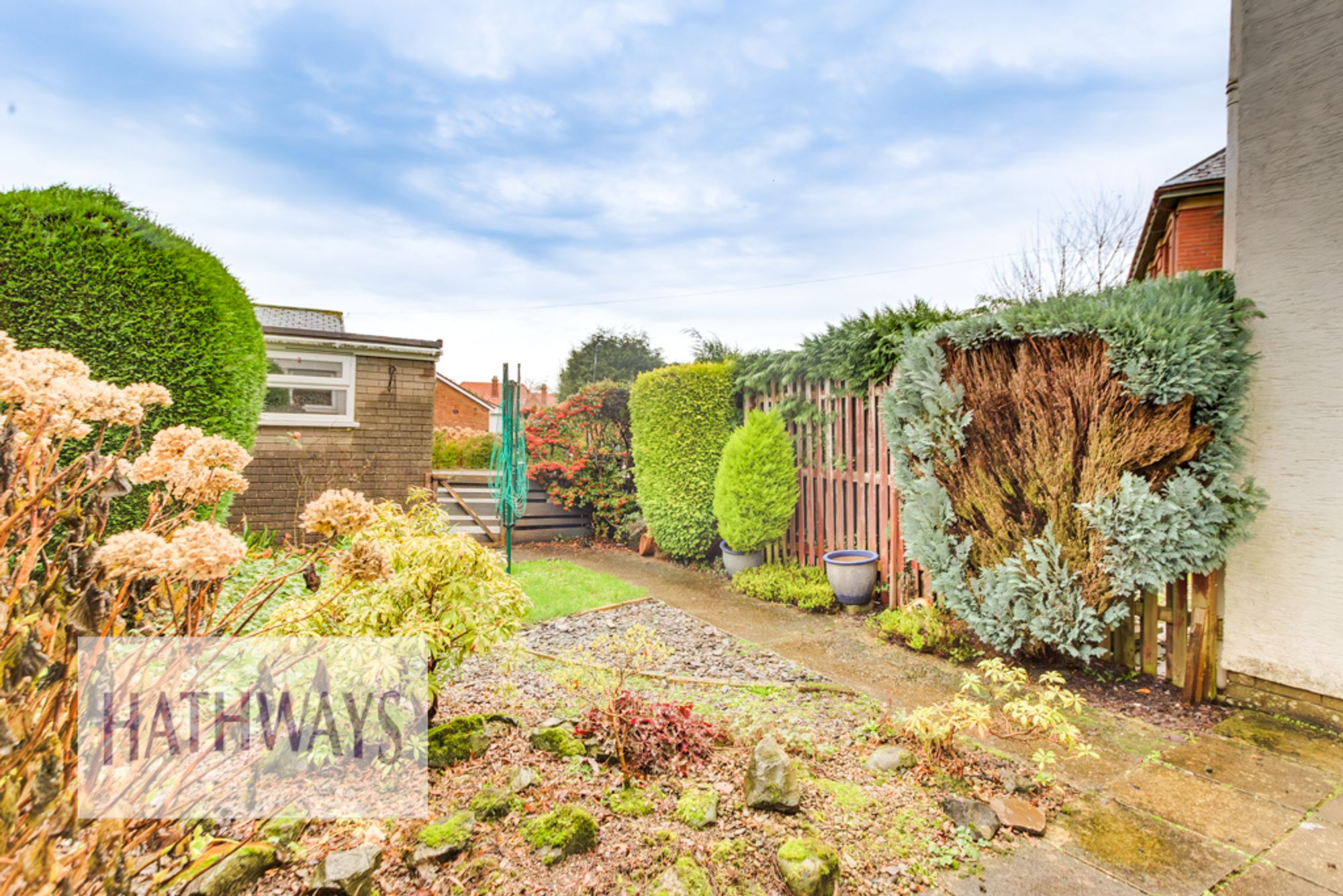 3 bed terraced house for sale in Goldcroft Court, Newport  - Property Image 34