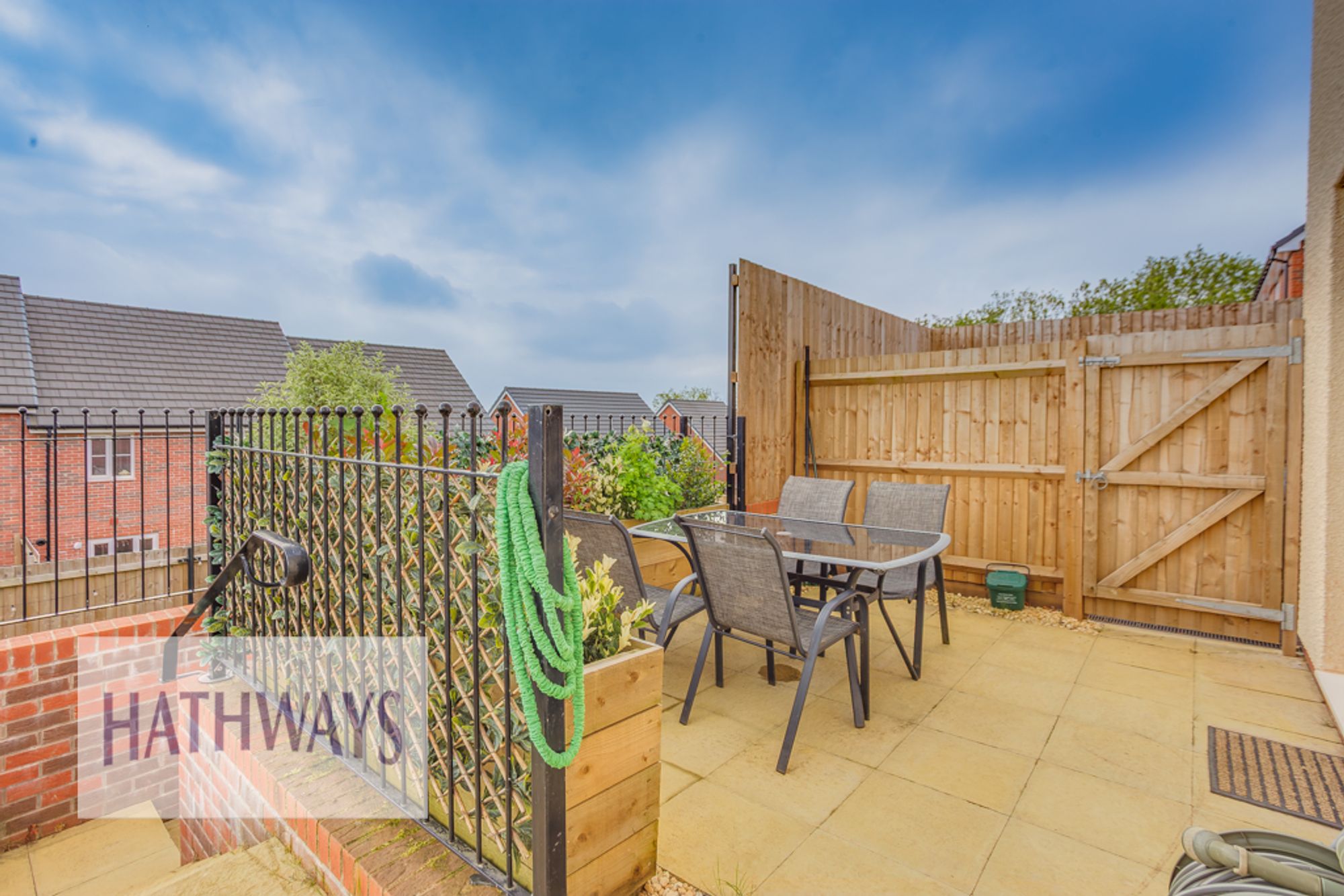 3 bed detached house to rent in Heol Ewen, Cwmbran 32