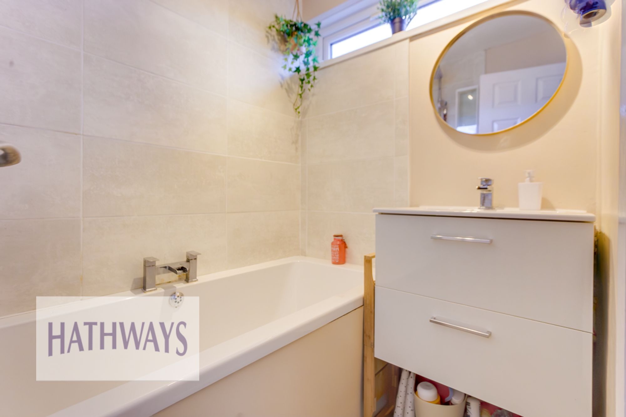 3 bed end of terrace house for sale in Short Path, Cwmbran  - Property Image 27