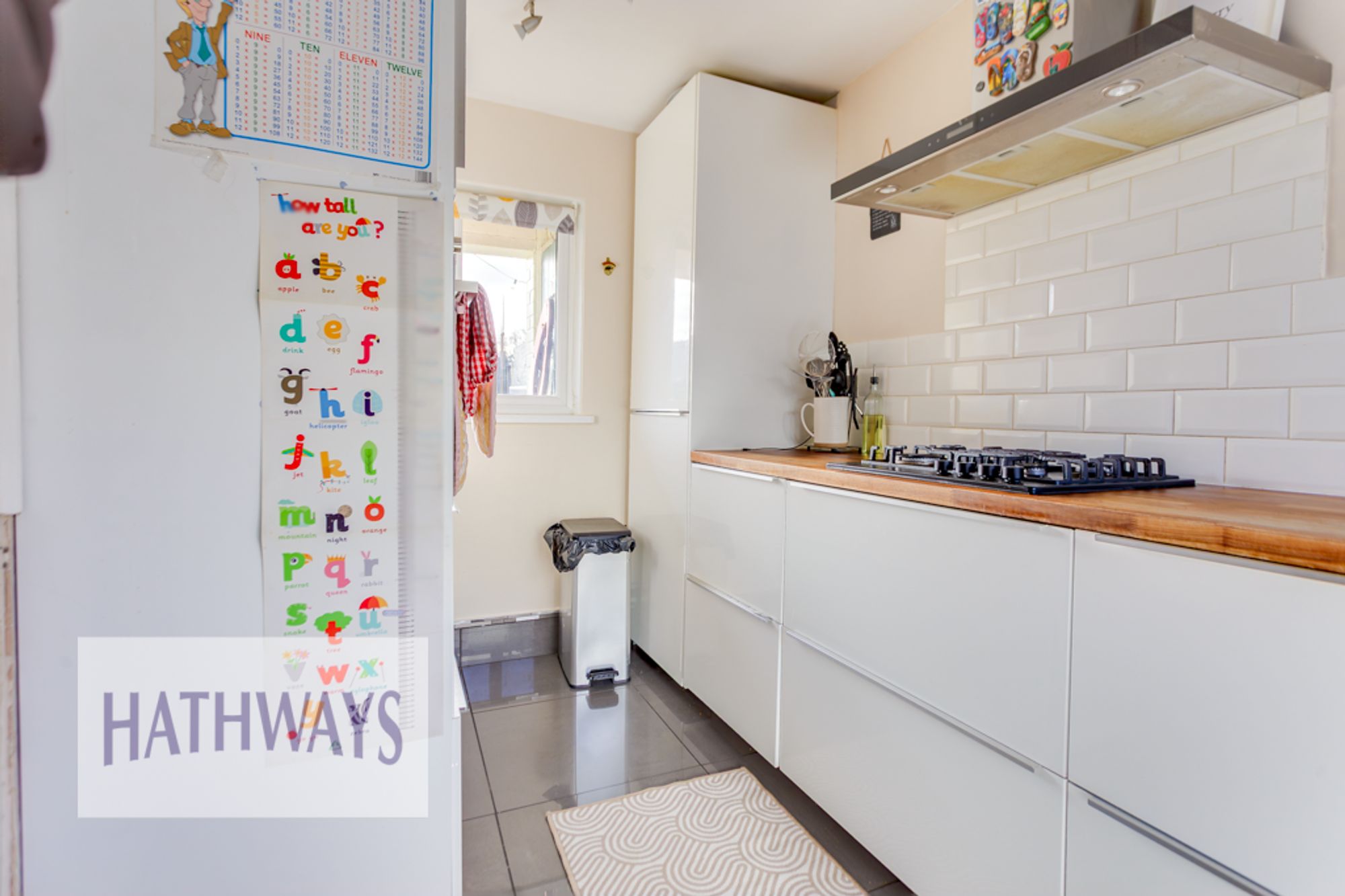 3 bed end of terrace house for sale in Short Path, Cwmbran  - Property Image 12