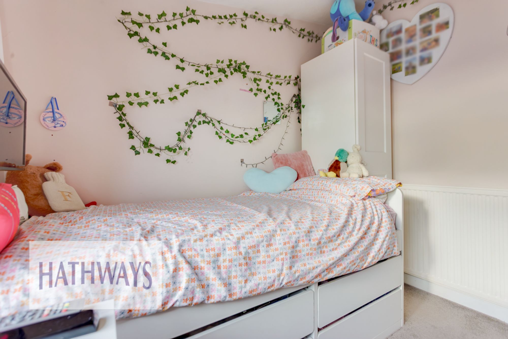 3 bed end of terrace house for sale in Short Path, Cwmbran 33