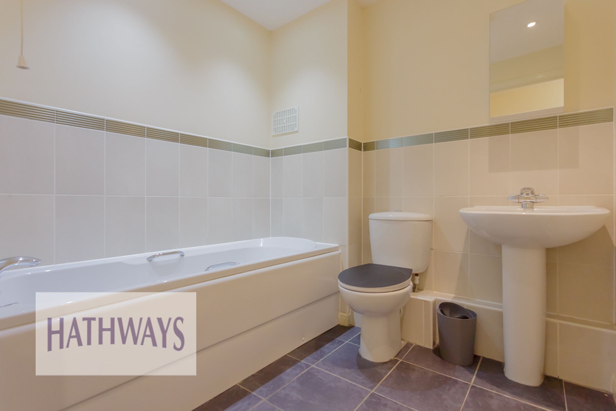 2 bed flat for sale in Flavius Close, Newport  - Property Image 22