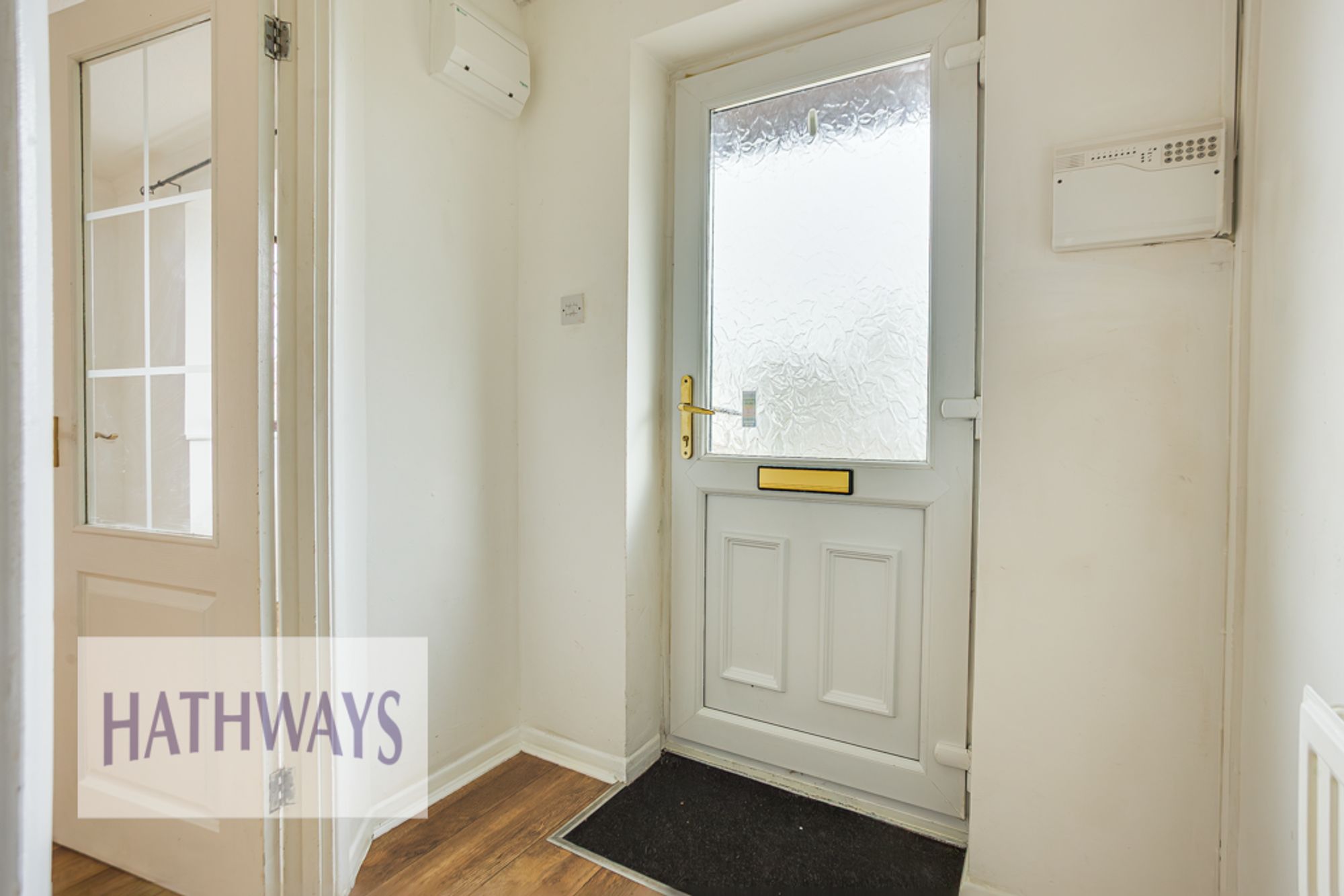 3 bed terraced house to rent in Hawkes Ridge, Cwmbran 11