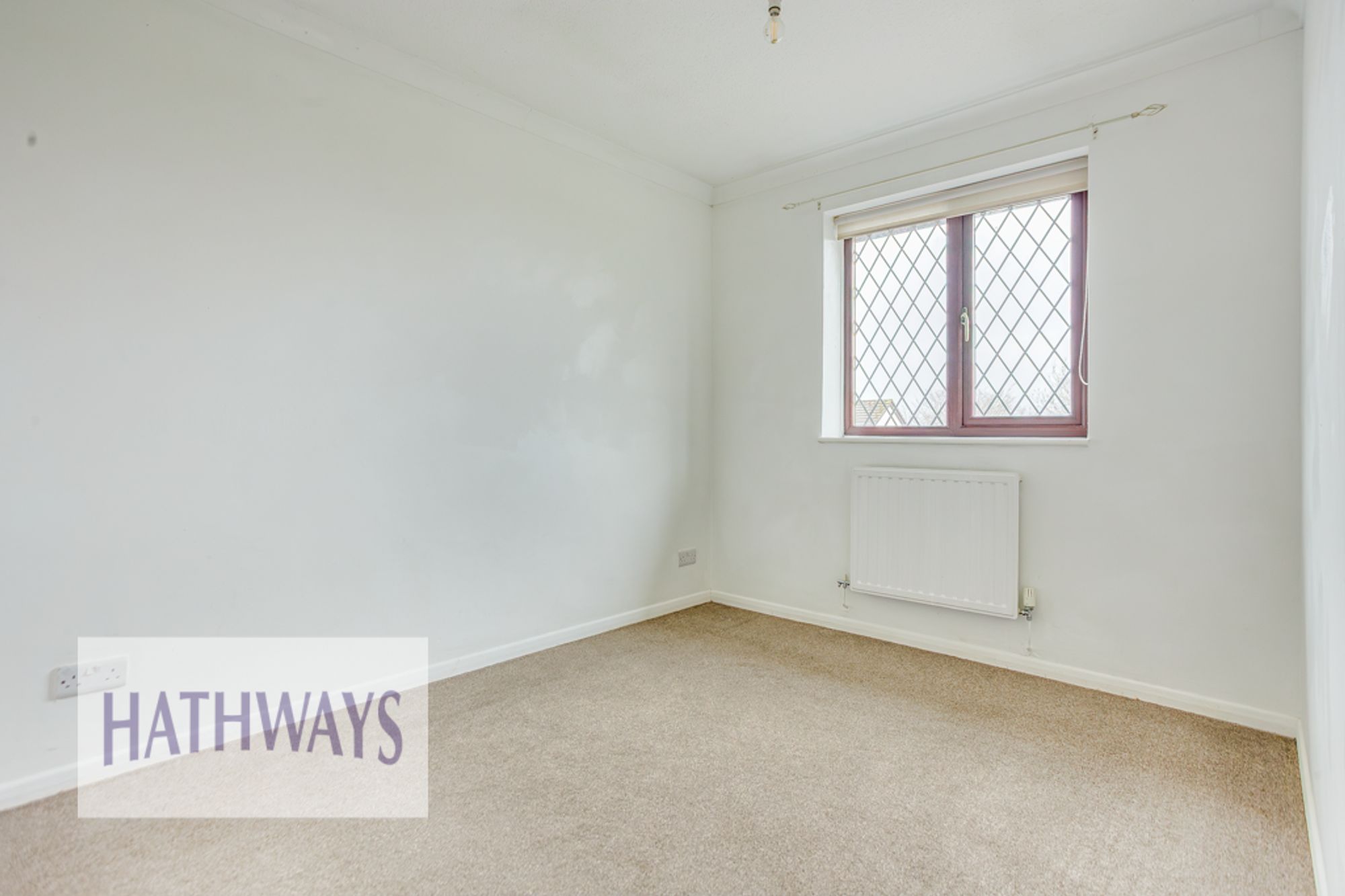 3 bed terraced house to rent in Hawkes Ridge, Cwmbran  - Property Image 16