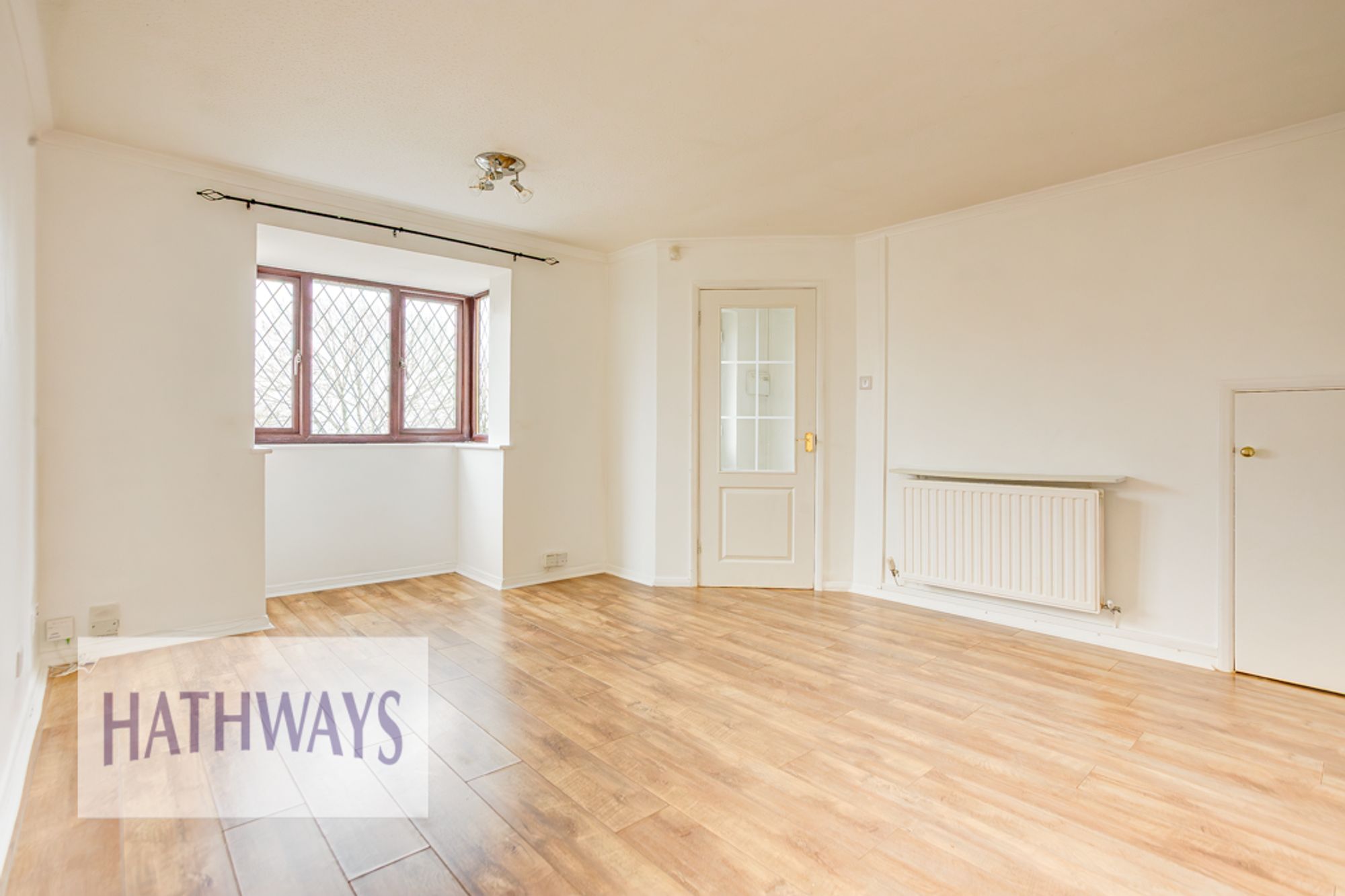 3 bed terraced house to rent in Hawkes Ridge, Cwmbran 4