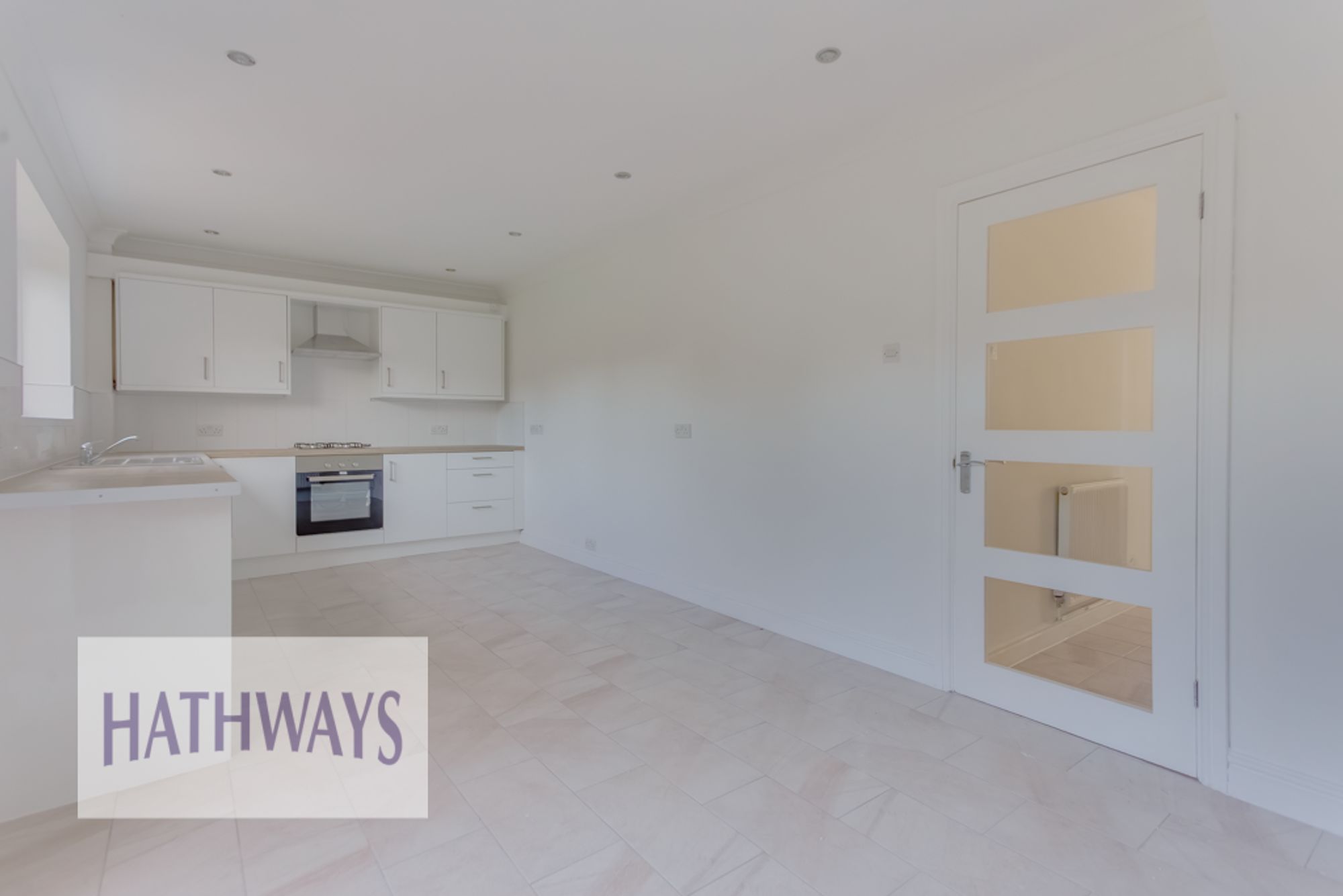 3 bed terraced house to rent in Tynewydd Green, Cwmbran  - Property Image 2