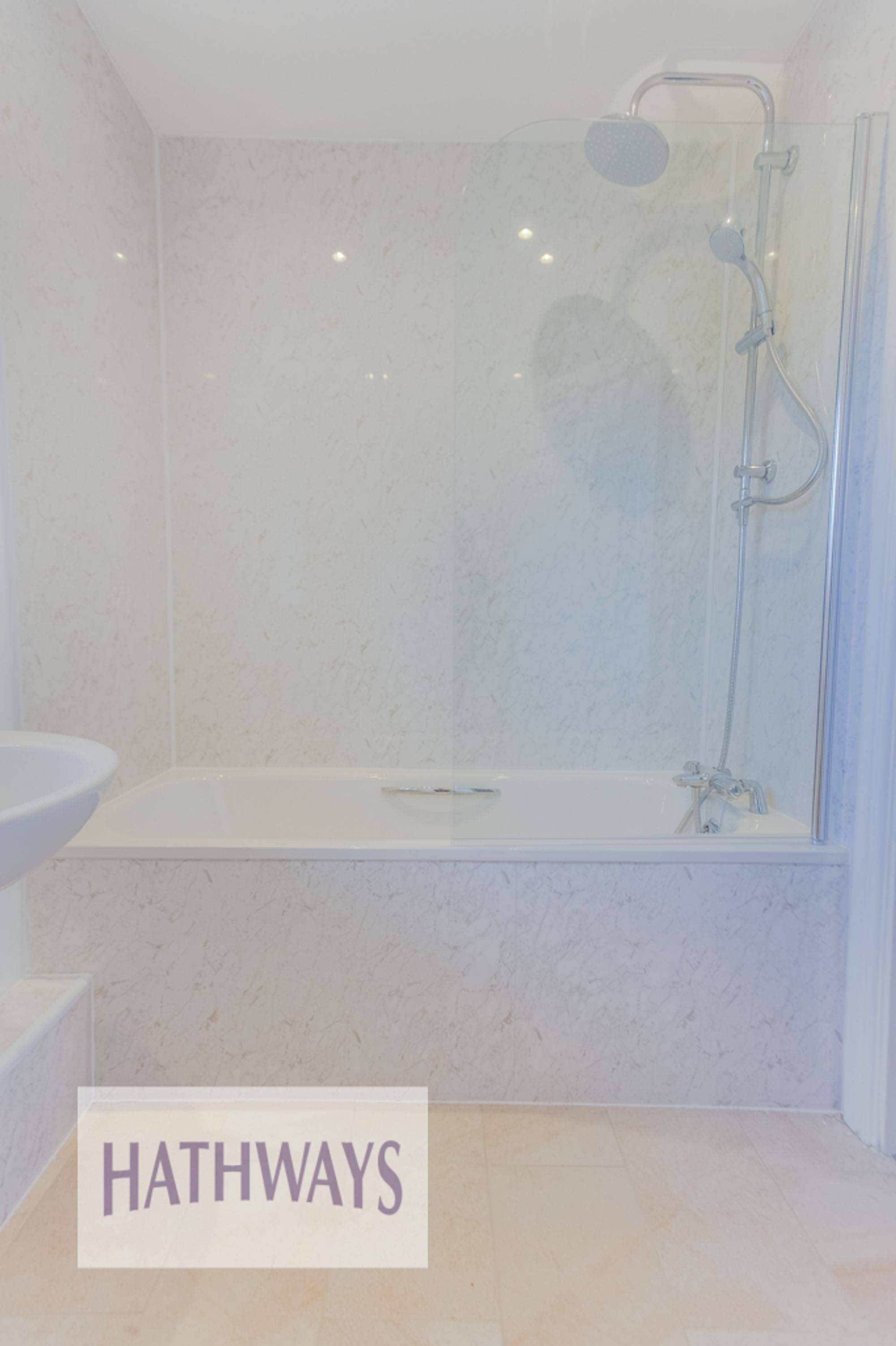 3 bed terraced house to rent in Tynewydd Green, Cwmbran  - Property Image 29