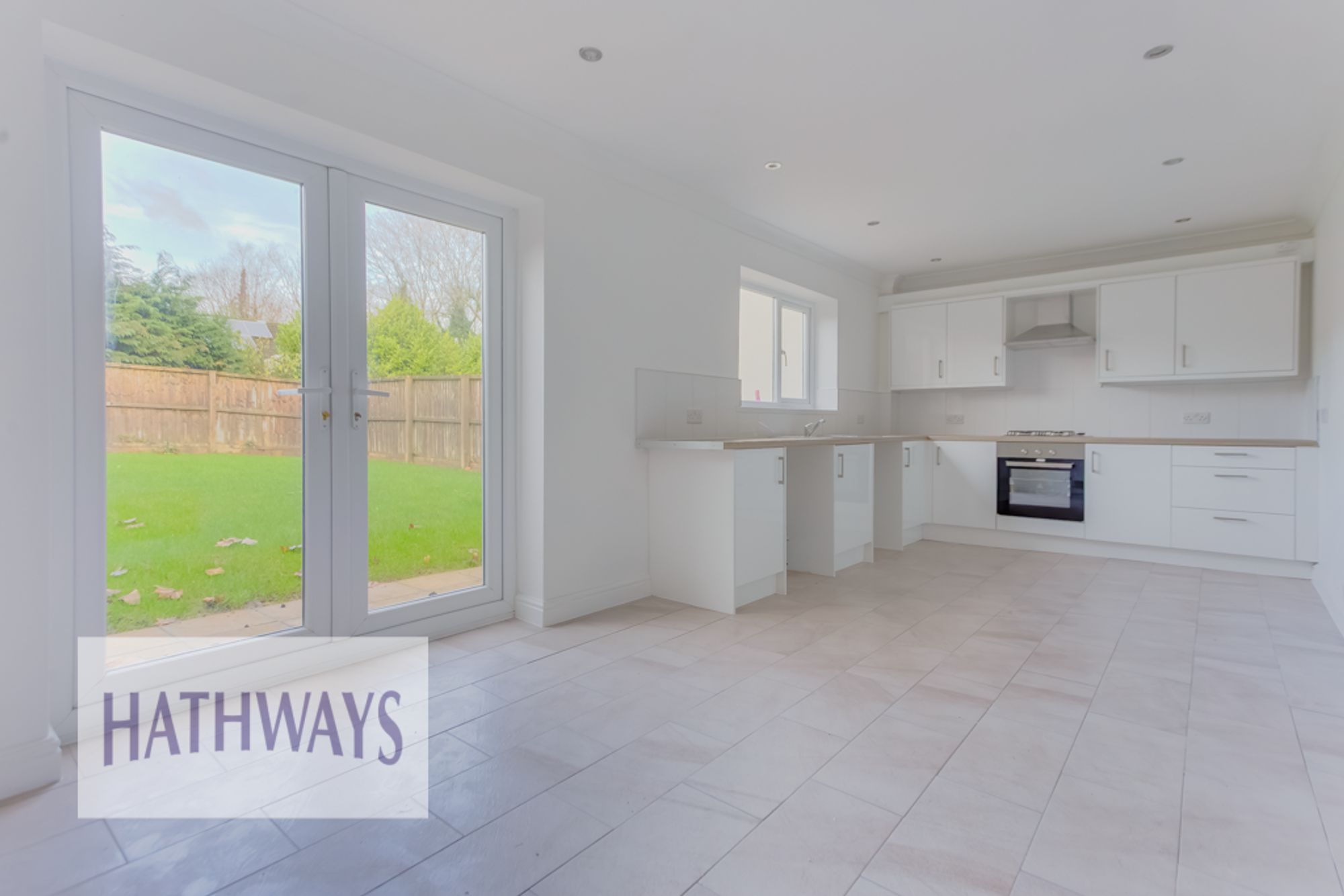 3 bed terraced house to rent in Tynewydd Green, Cwmbran  - Property Image 6