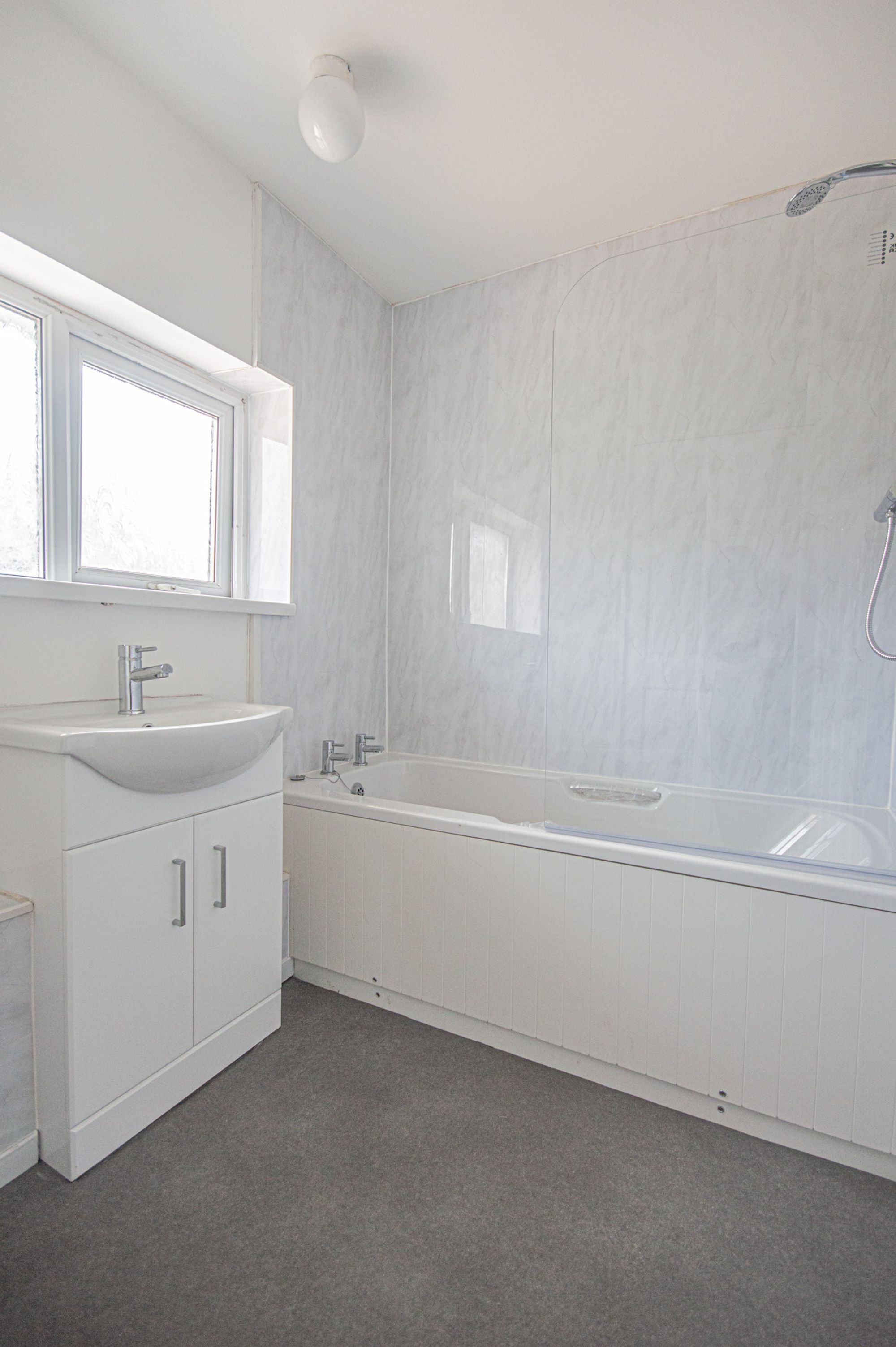 2 bed terraced house to rent in Steepfield, Cwmbran 12