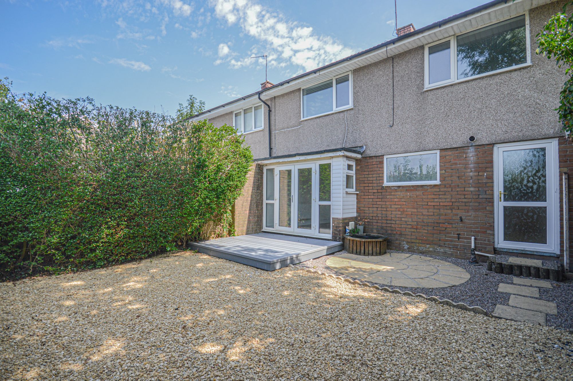 2 bed terraced house to rent in Steepfield, Cwmbran 17