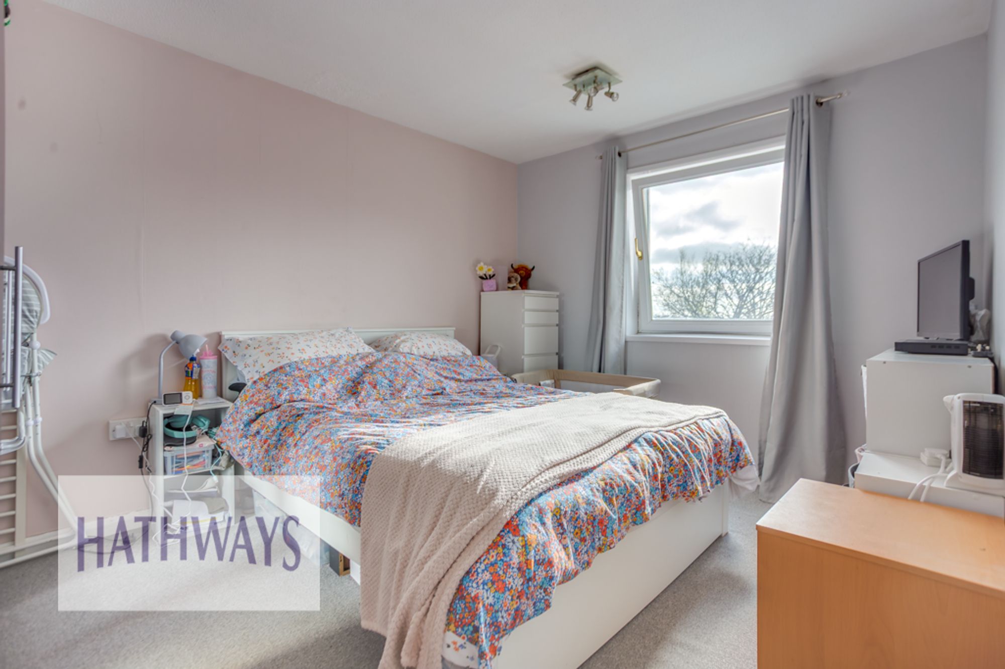 3 bed terraced house for sale in Neath Court, Cwmbran  - Property Image 16