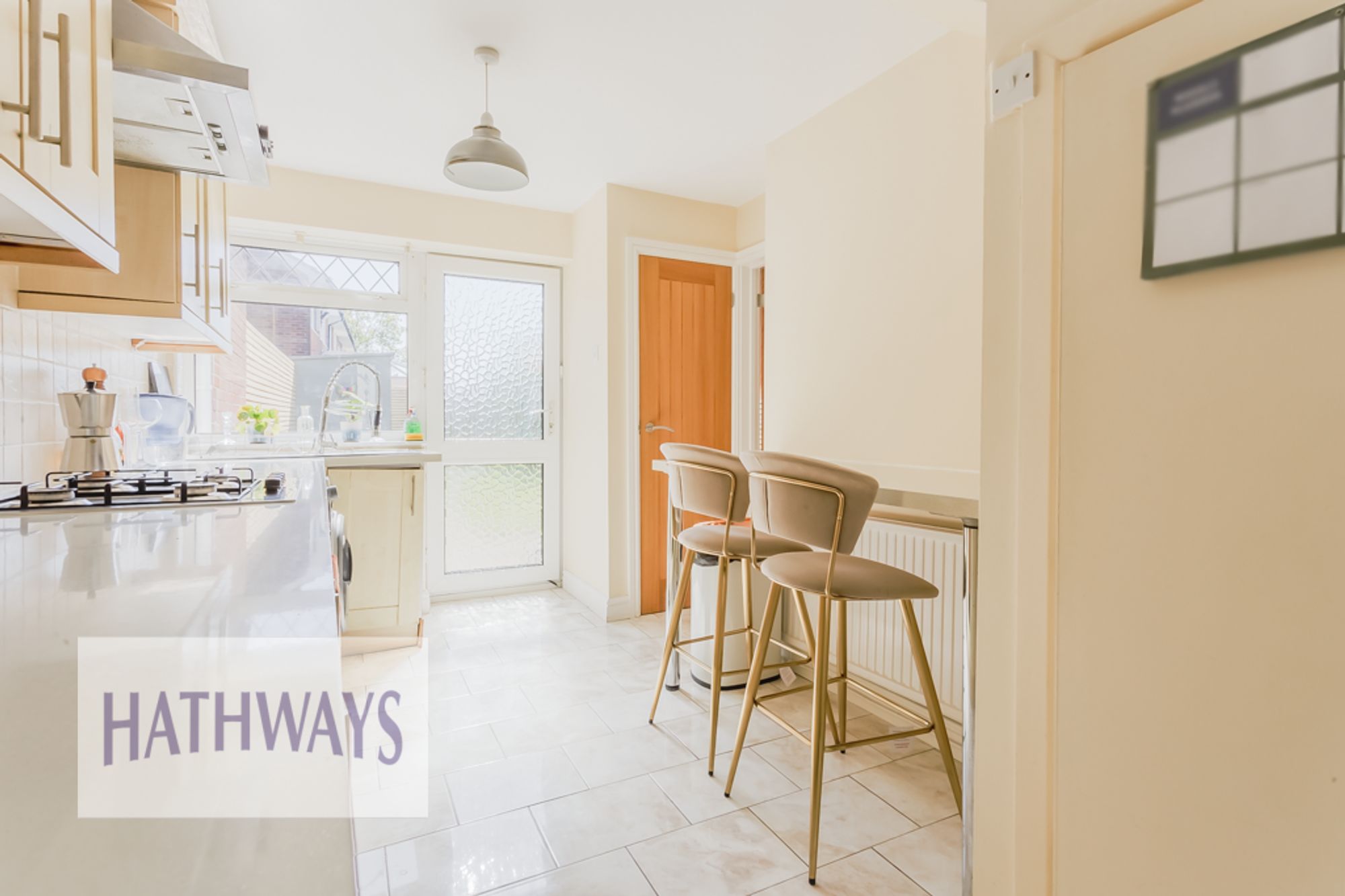 3 bed mid-terraced house for sale in Cwrt Glas, Croesyceiliog, NP44  - Property Image 5