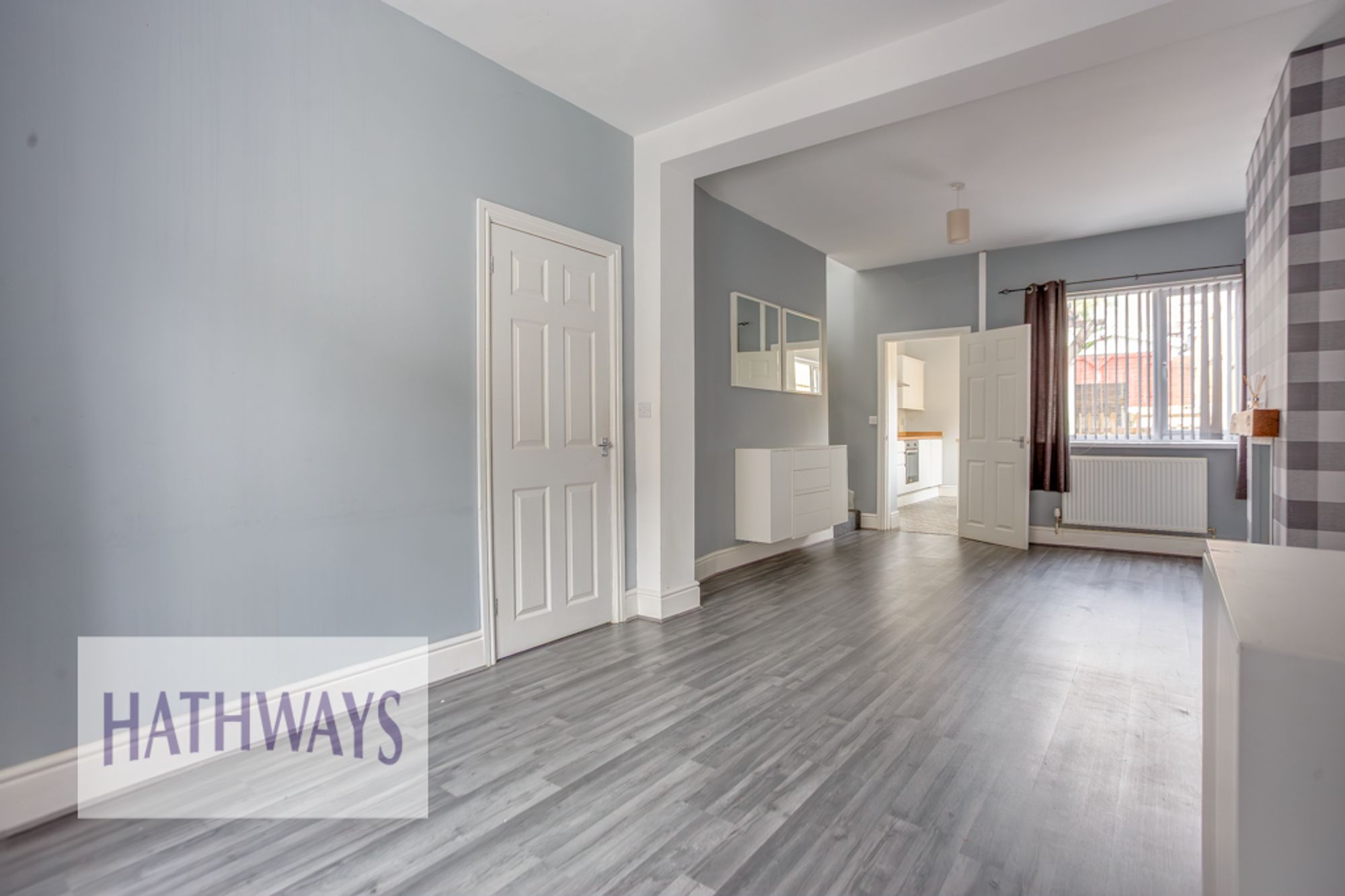 2 bed mid-terraced house for sale in New Street, Cwmbran 7
