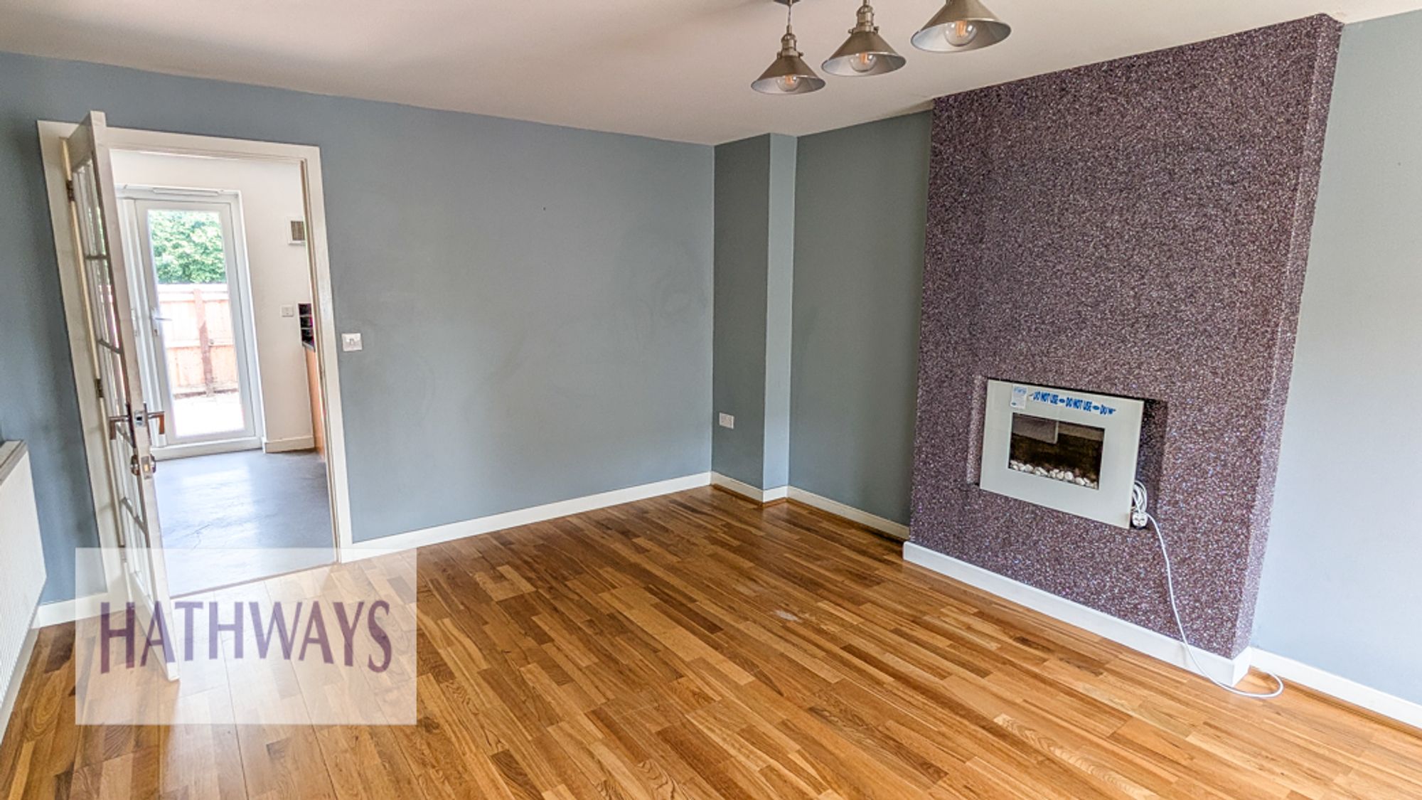 3 bed end of terrace house for sale in Grayson Way, Llantarnam, NP44 3
