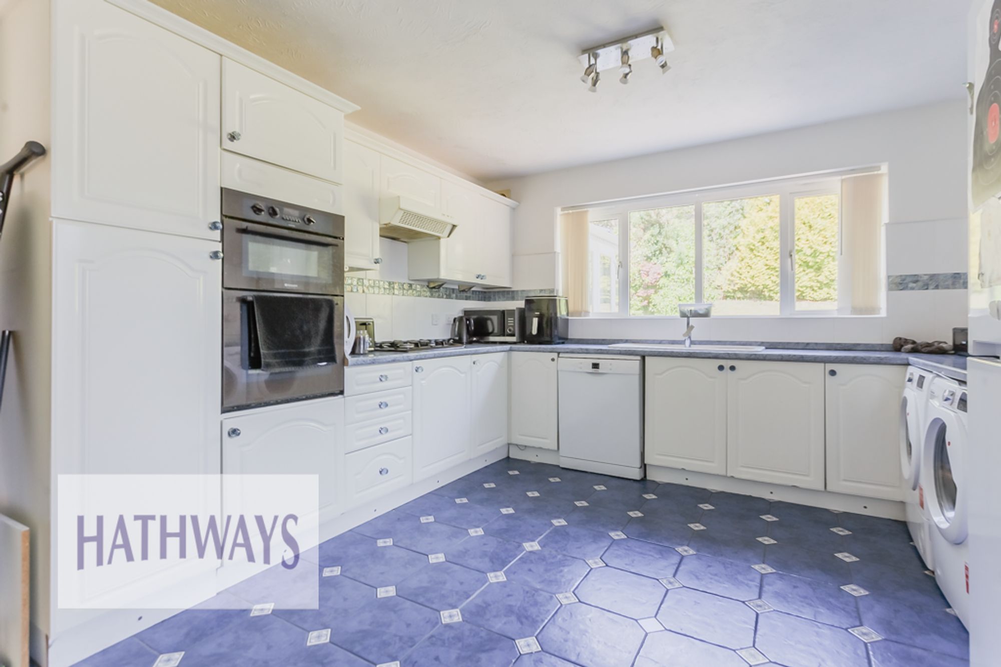 4 bed detached house for sale in Dorallt Close, Cwmbran  - Property Image 8