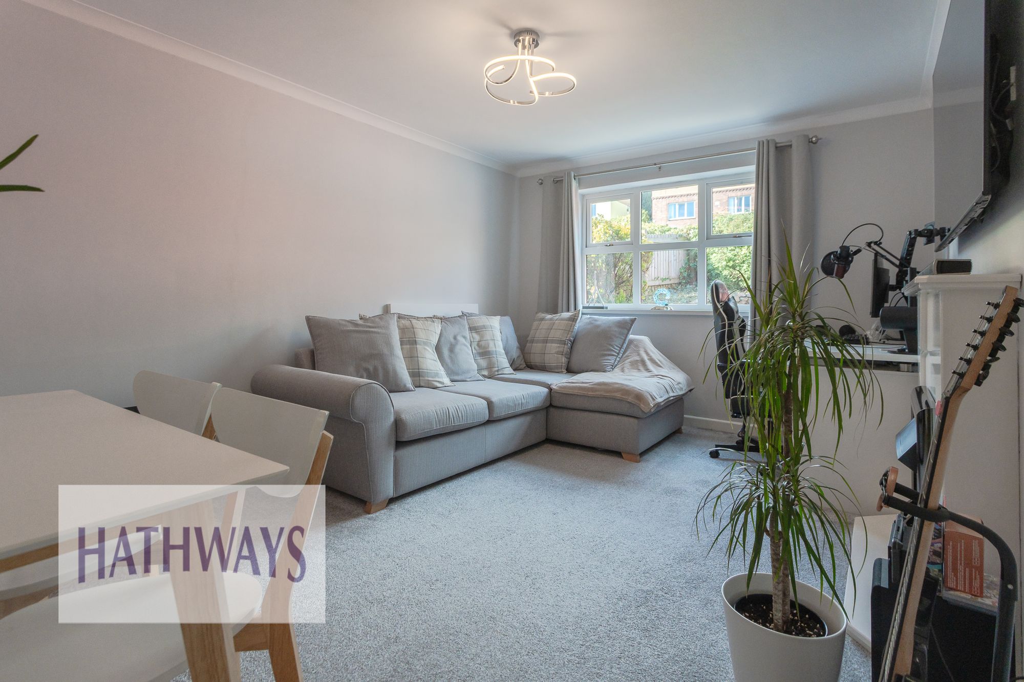 1 bed flat for sale in Llanerch Close, Wainfelin, NP4  - Property Image 3