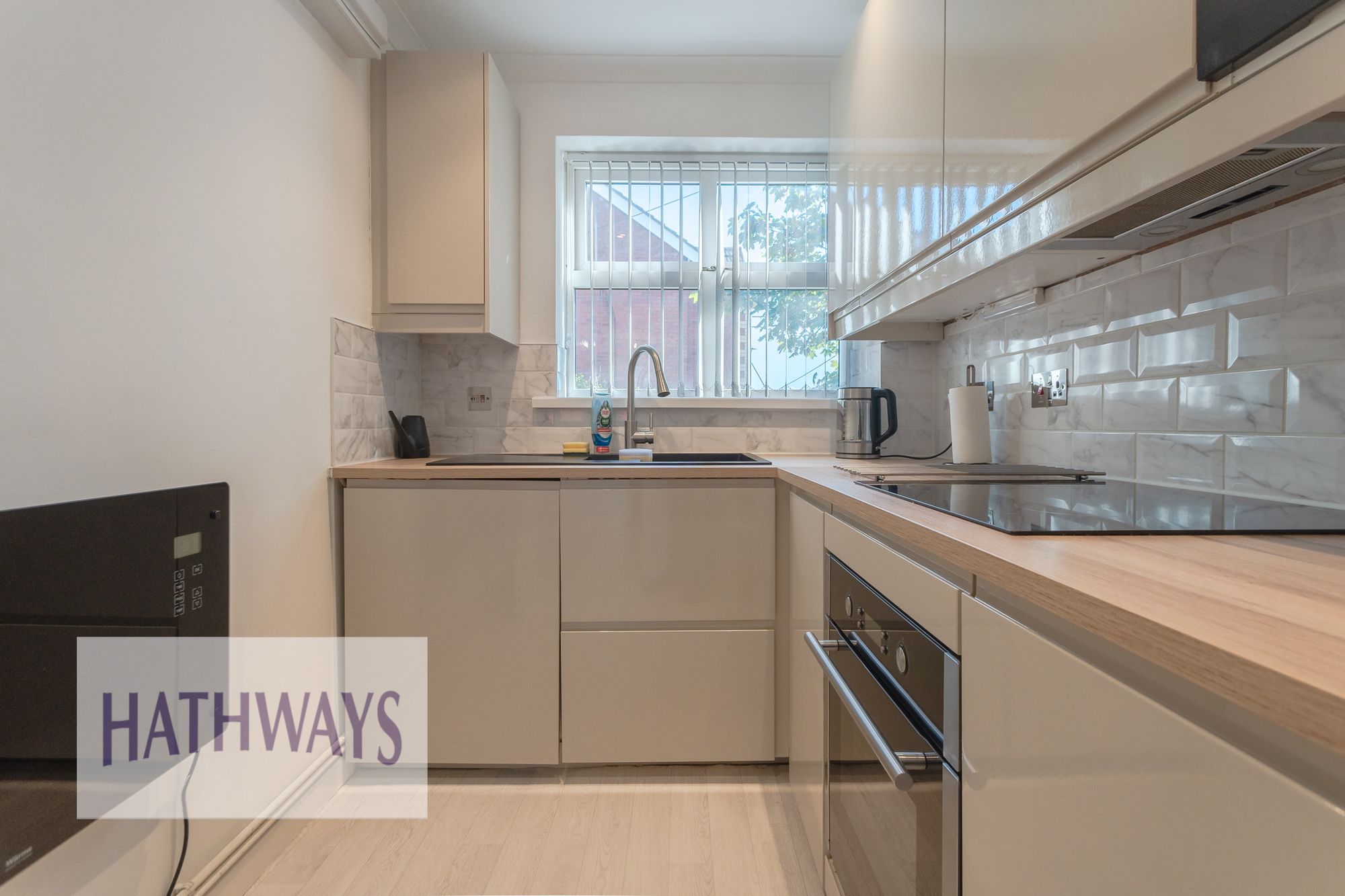 1 bed flat for sale in Llanerch Close, Wainfelin, NP4 6