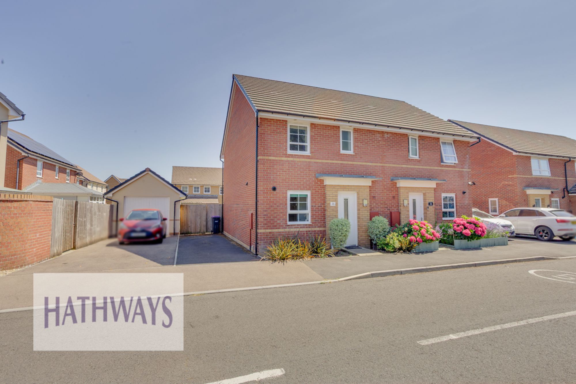 3 bed semi-detached house for sale in James Prosser Way, Llantarnam, NP44