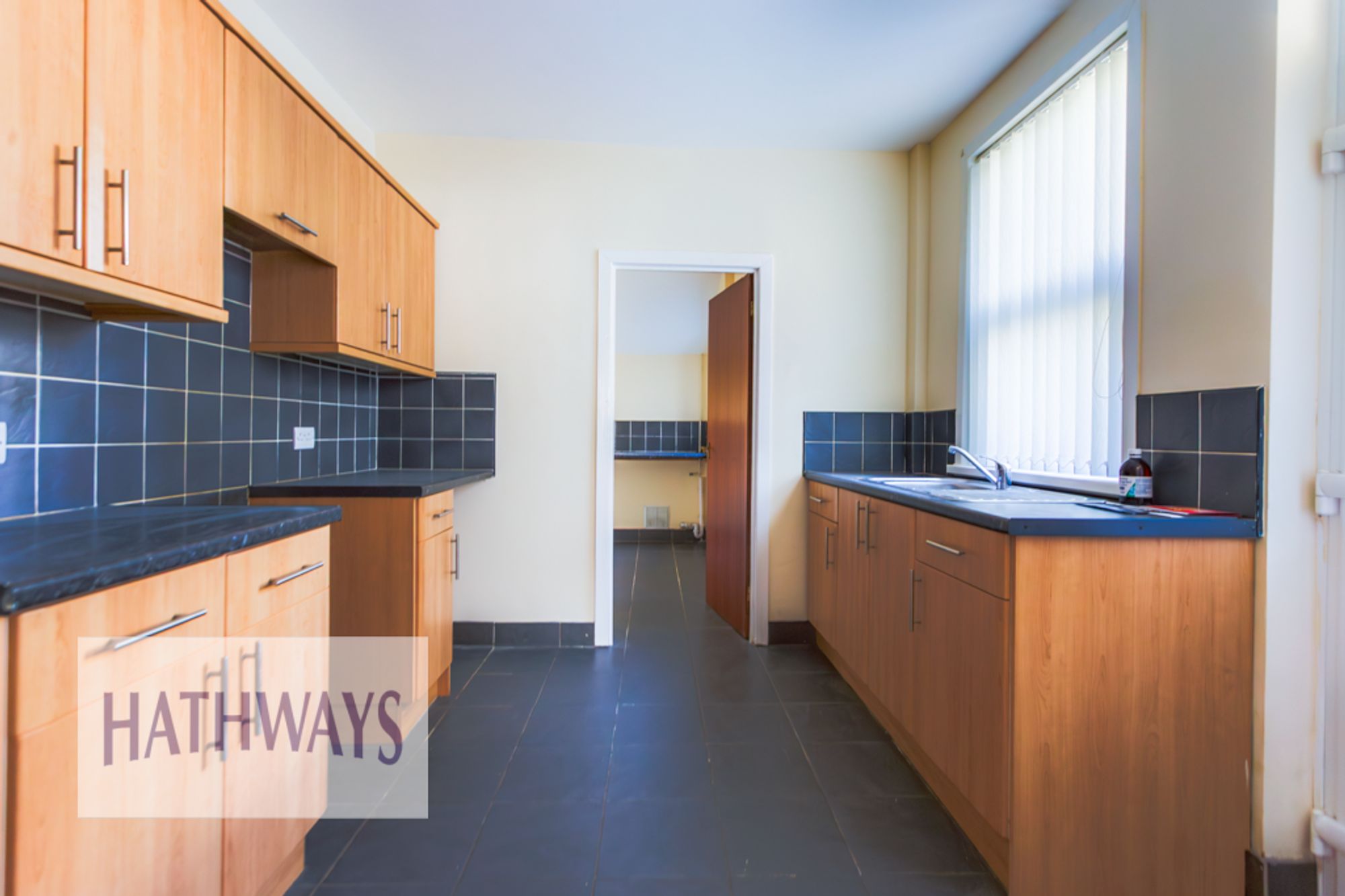 2 bed mid-terraced house to rent in Owendale Terrace, Pontypool 8