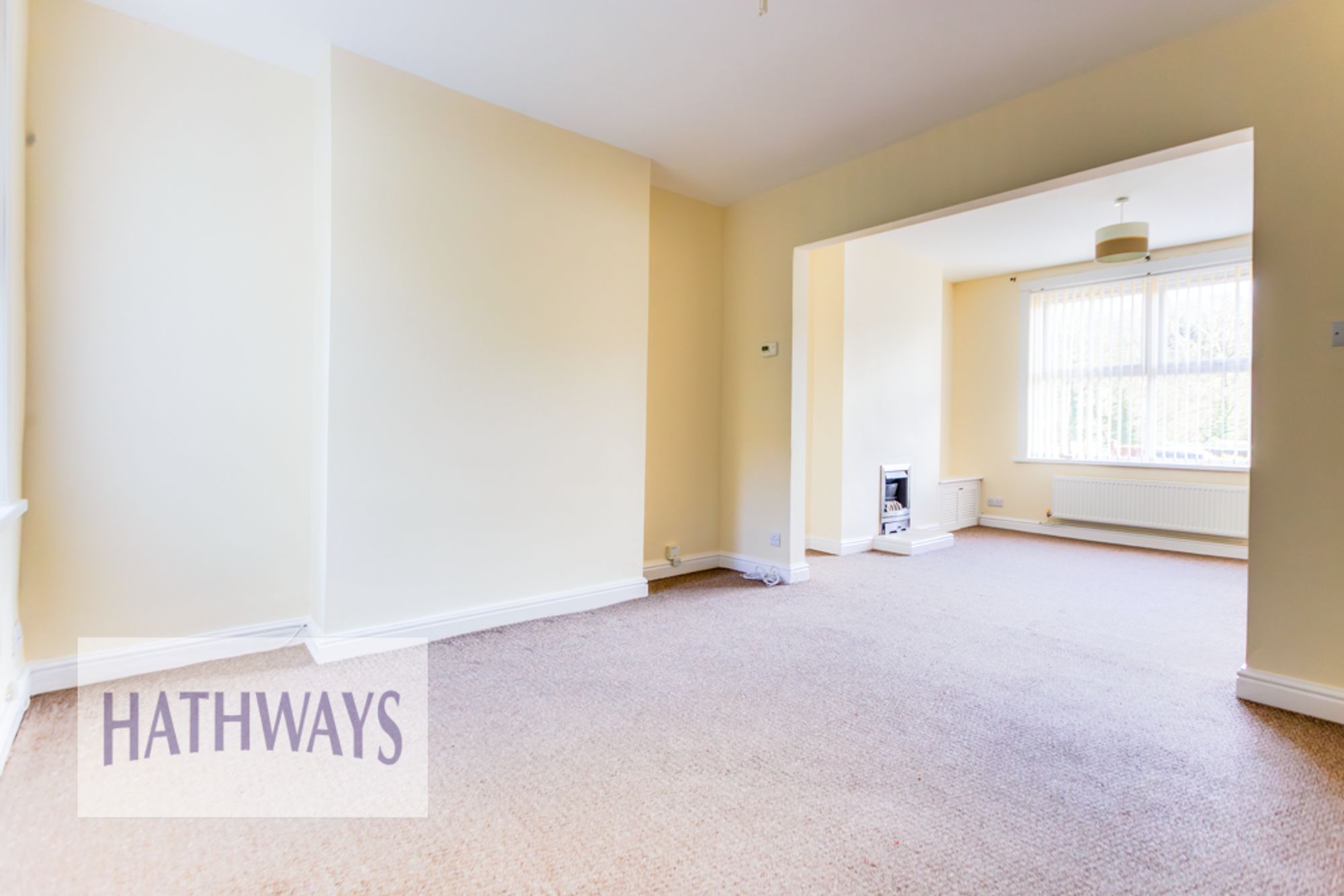 2 bed mid-terraced house to rent in Owendale Terrace, Pontypool 4