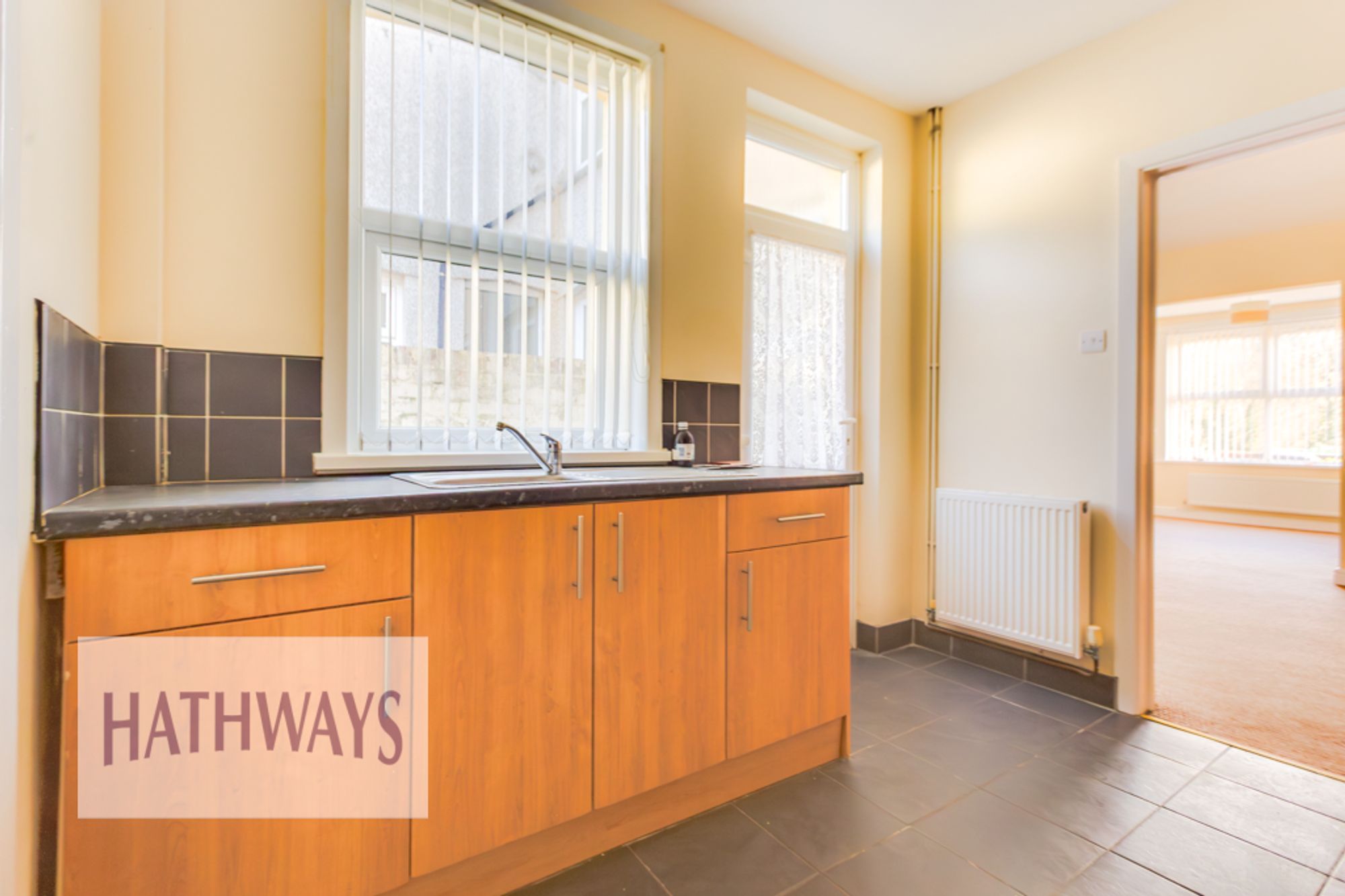 2 bed mid-terraced house to rent in Owendale Terrace, Pontypool  - Property Image 10