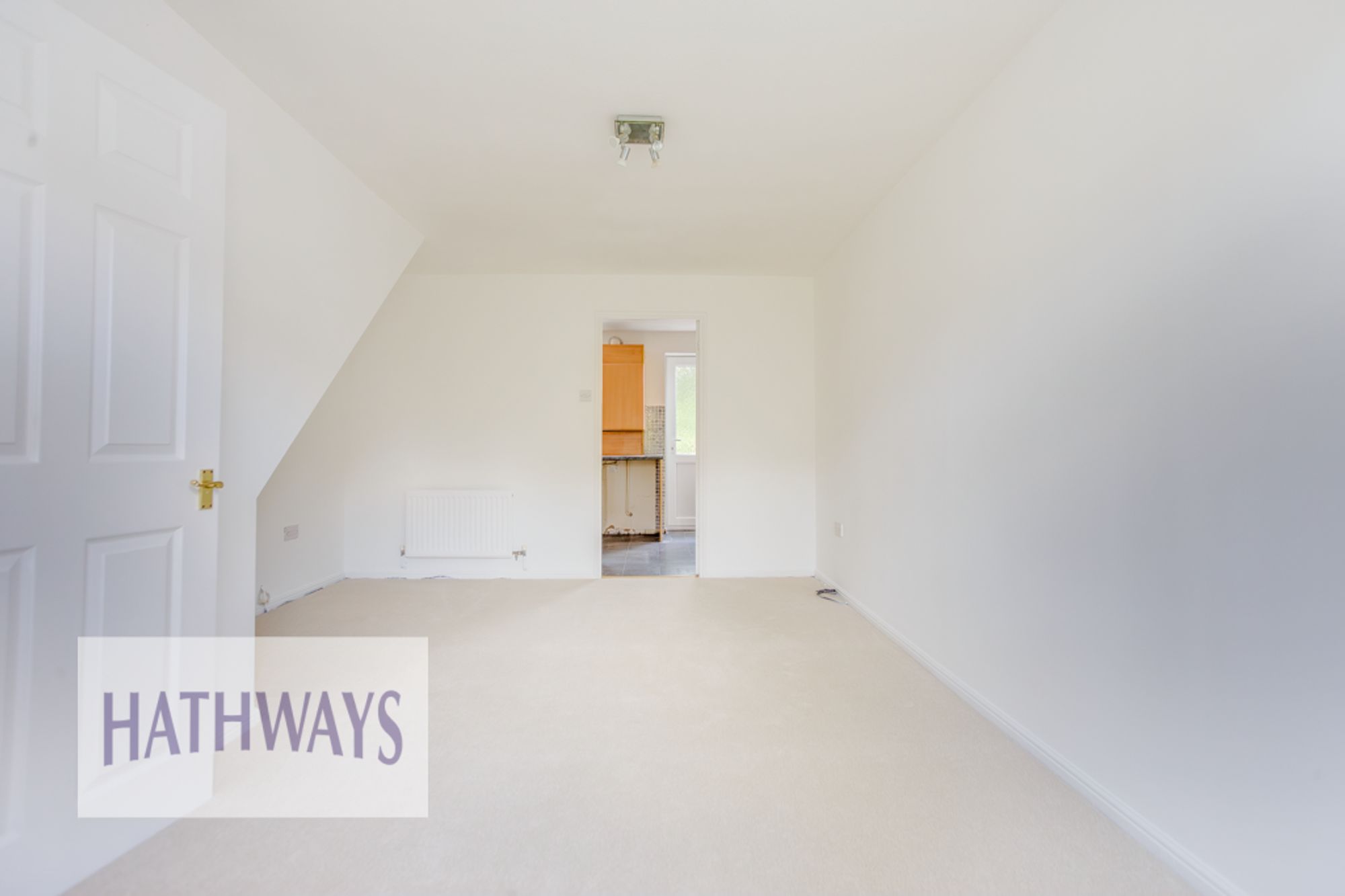 2 bed end of terrace house for sale in Dean Court, Cwmbran 4