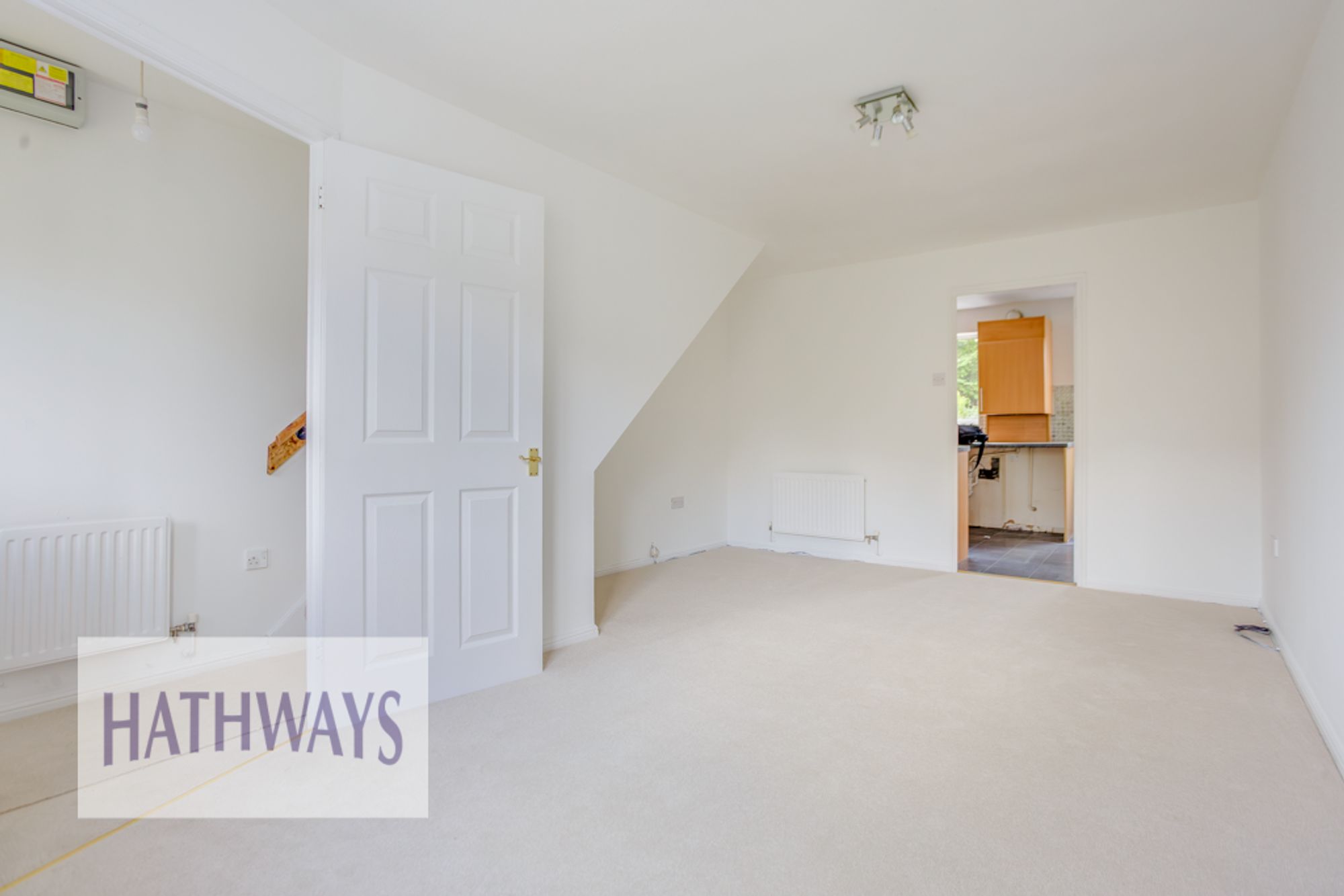 2 bed end of terrace house for sale in Dean Court, Cwmbran 3