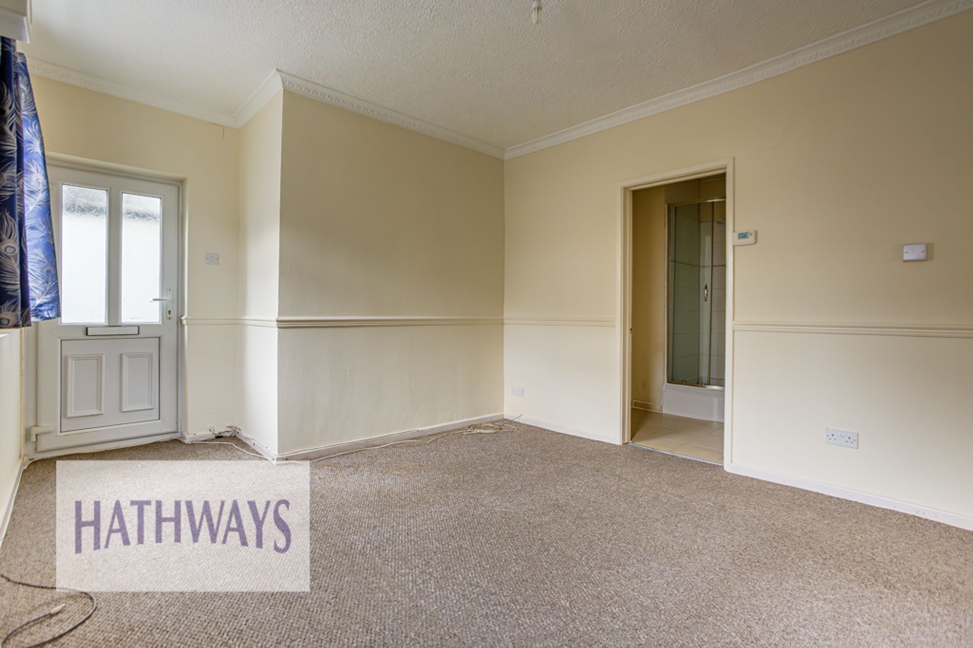 1 bed flat to rent in Two Locks Road, Cwmbran 2
