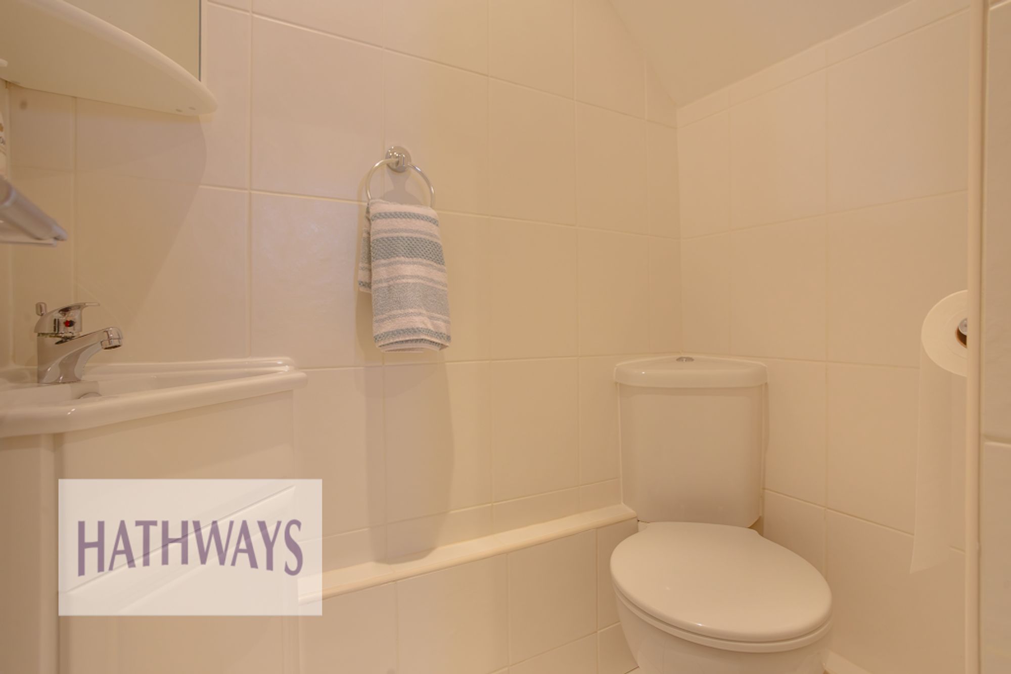4 bed mid-terraced house for sale in Marlborough Road, Cwmbran 12