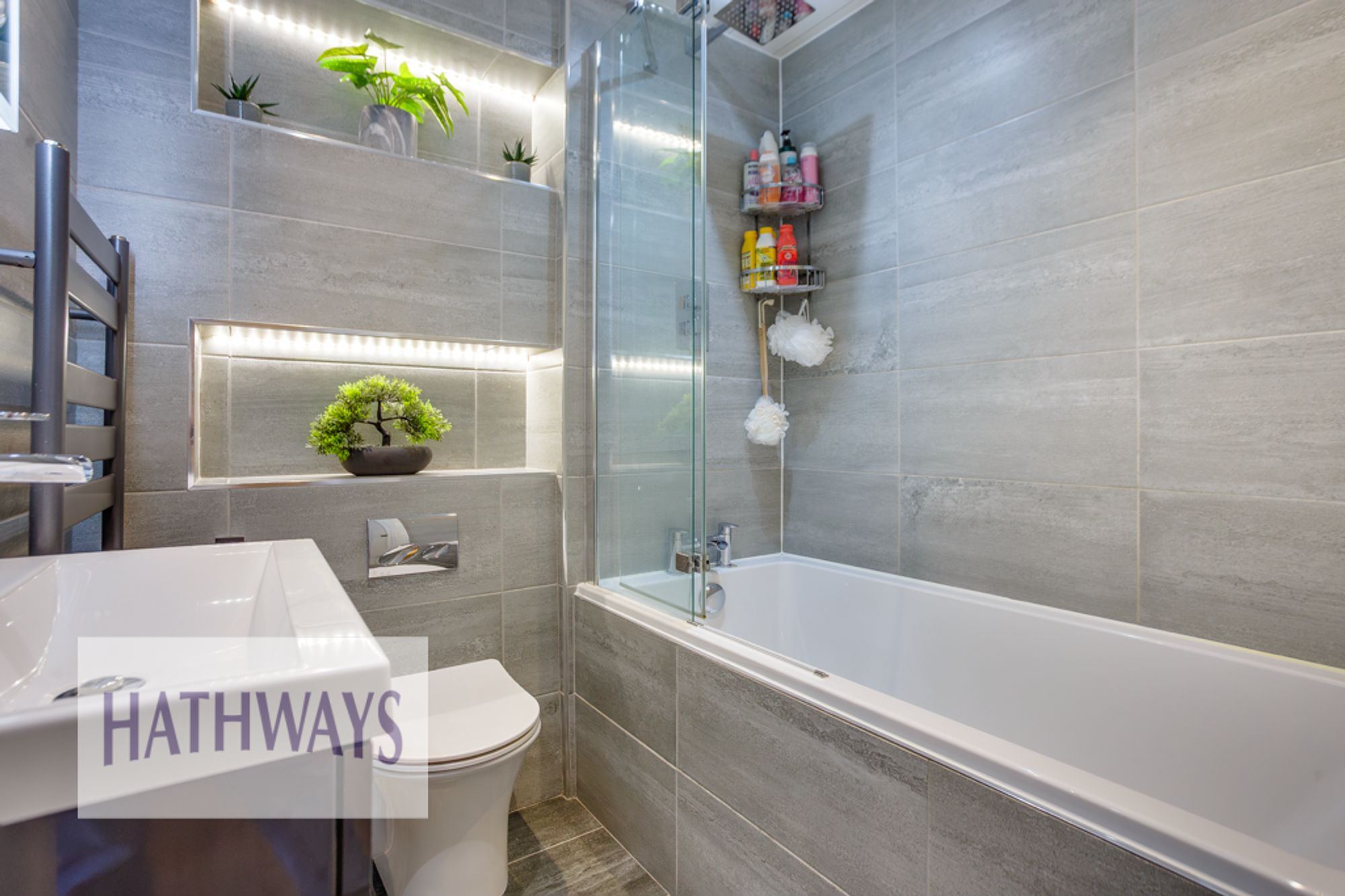 4 bed mid-terraced house for sale in Marlborough Road, Cwmbran  - Property Image 37
