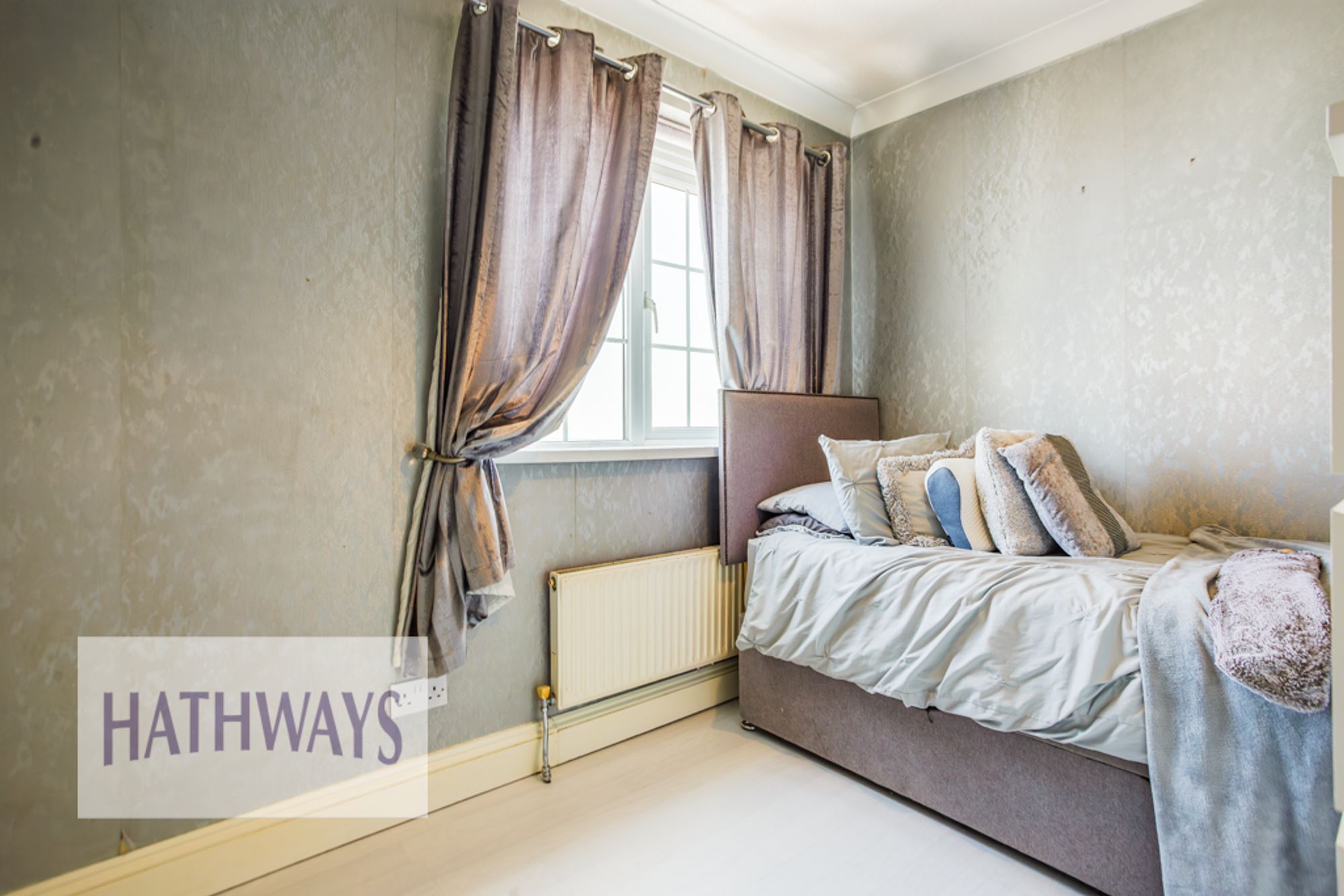 4 bed mid-terraced house for sale in Marlborough Road, Cwmbran 29